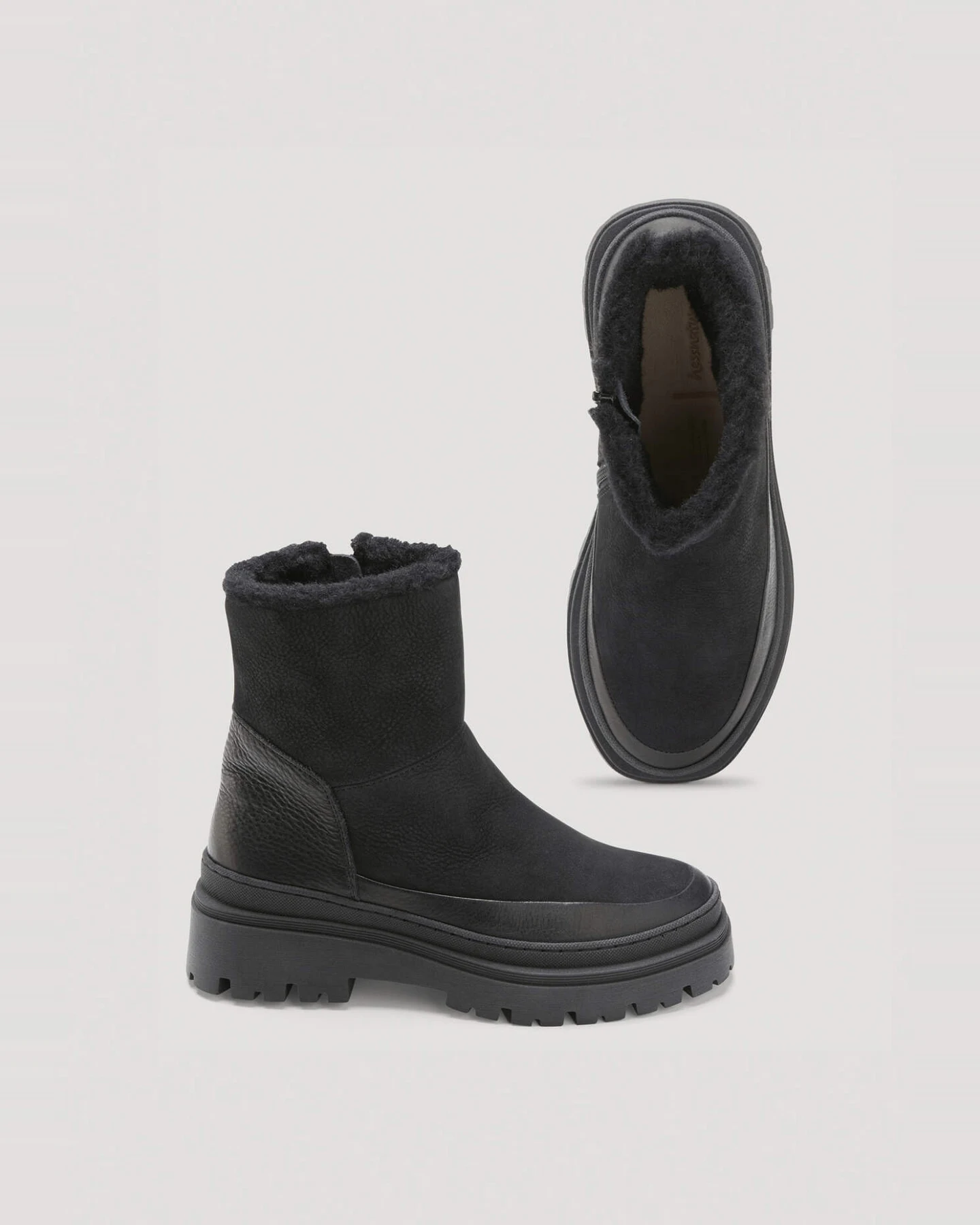hessnatur Damen Stiefelette aus chromfrei gegerbtem Nubuk-Leder - schwarz - Größe 38 – Ansicht 3