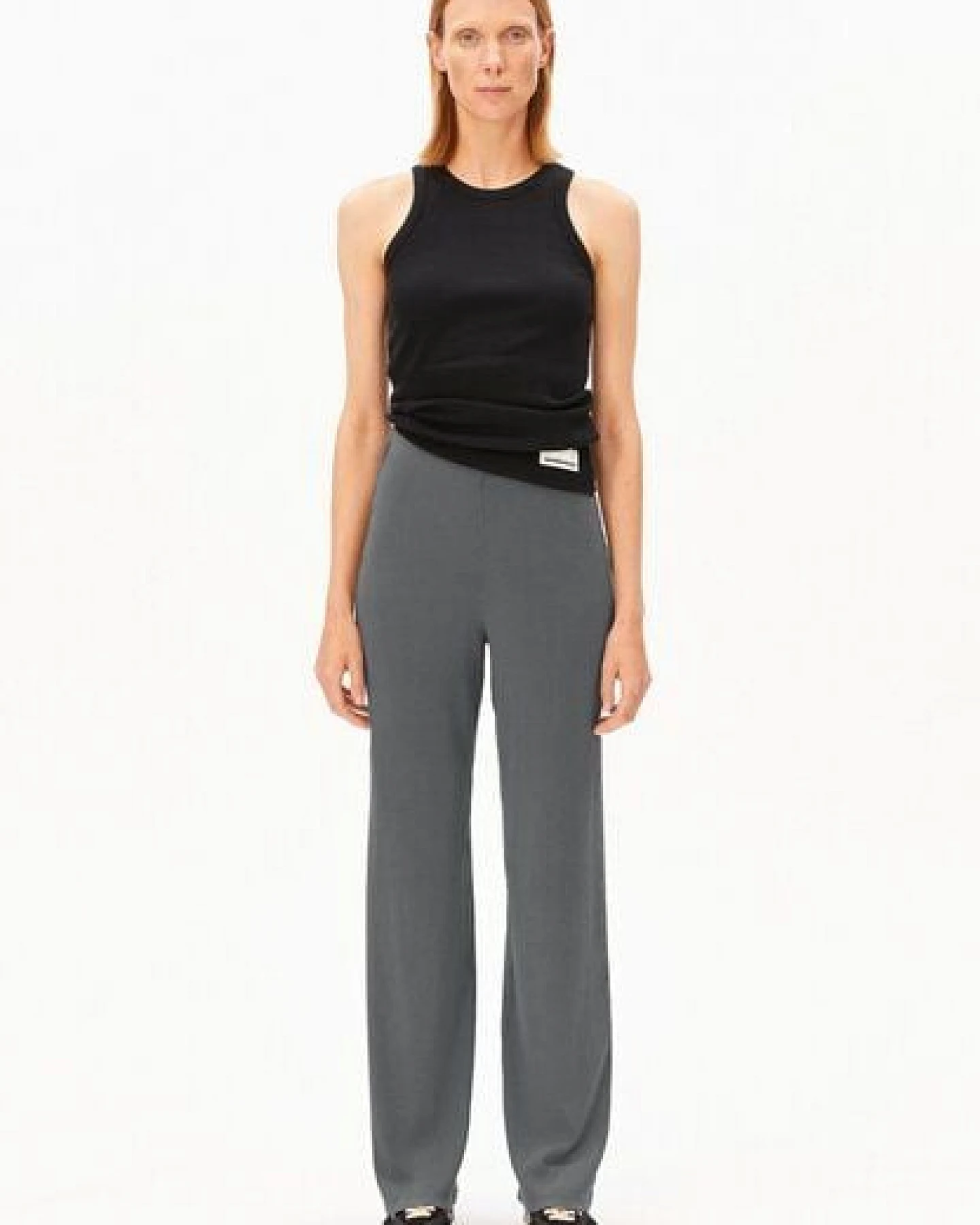 ARMEDANGELS GMT DYE RIB Damen Ripp-Jerseyhose aus Bio-Baumwoll Mix – Ansicht 4