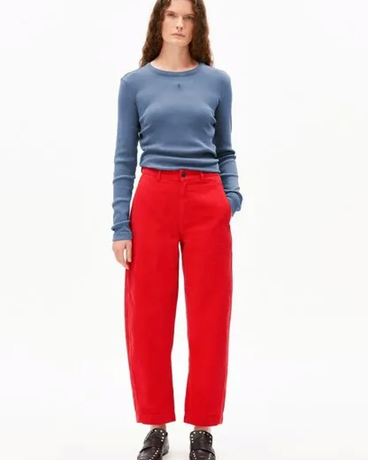 ARMEDANGELS GMT DYE RIB Damen Ripp-Longsleeve aus Bio-Baumwoll Mix – Ansicht 4