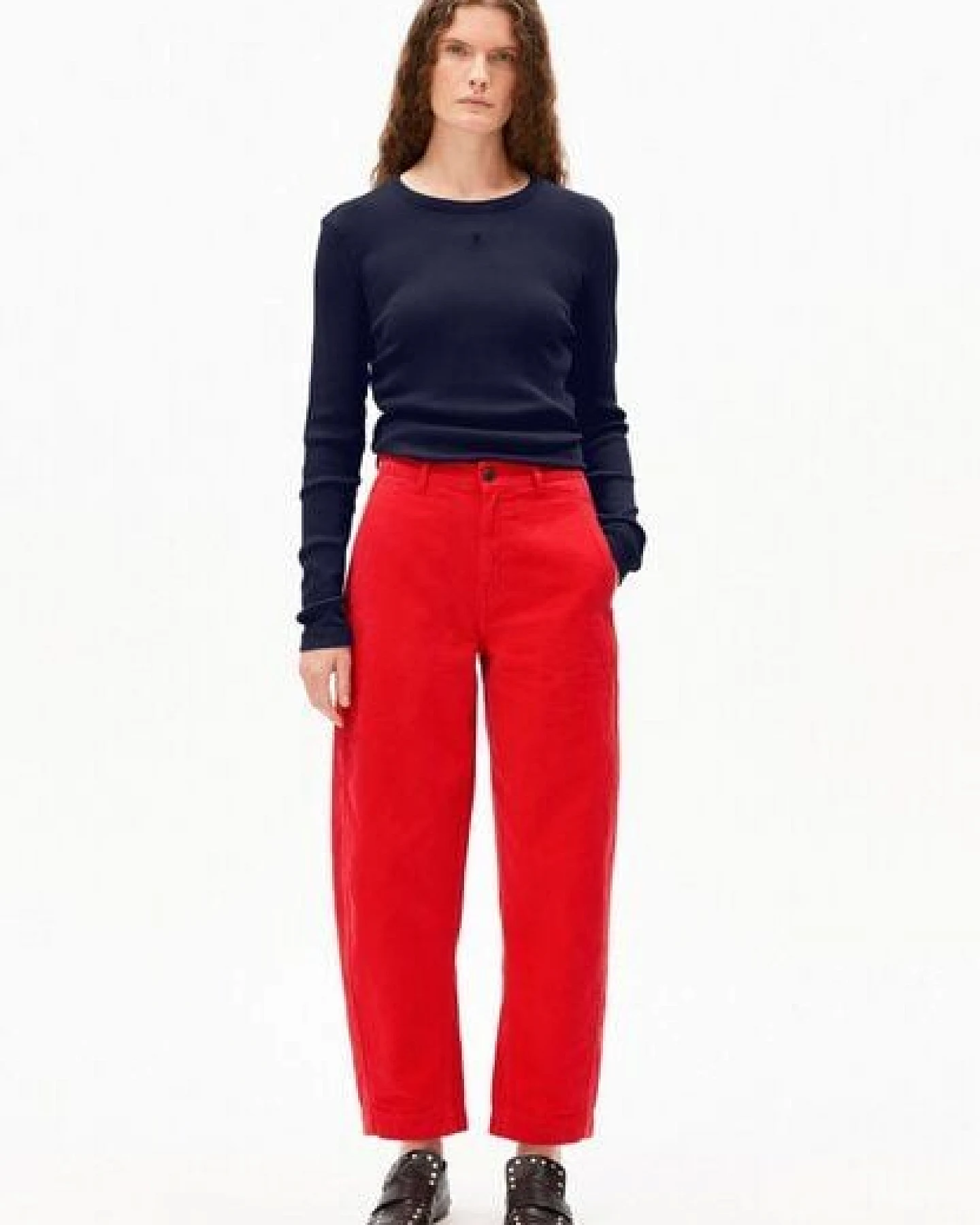 ARMEDANGELS GMT DYE RIB Damen Ripp-Longsleeve aus Bio-Baumwoll Mix – Ansicht 4