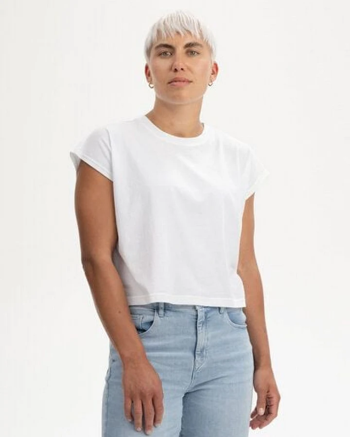 Cropped T-Shirt Style BHAMINI