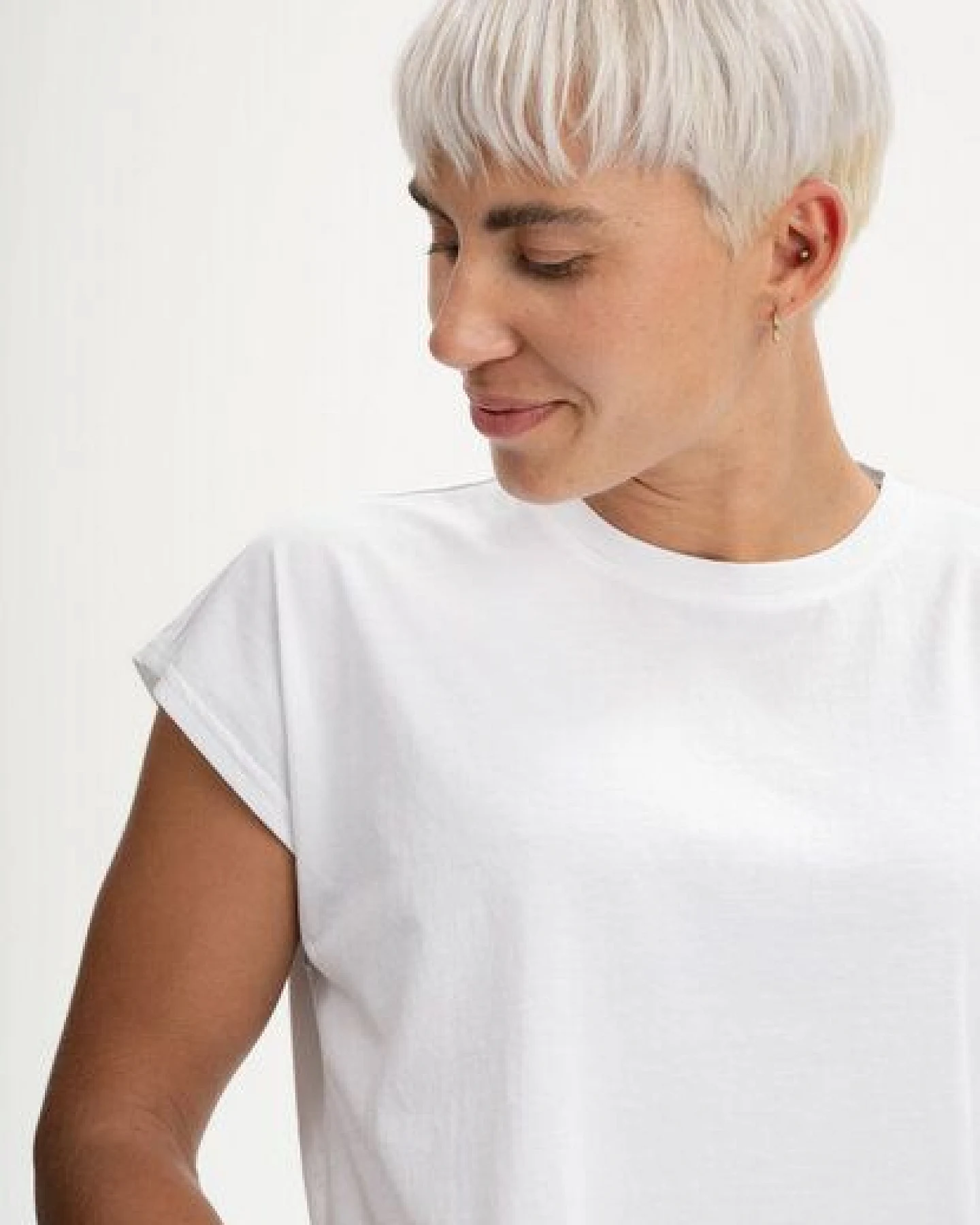 Cropped T-Shirt Style BHAMINI – Ansicht 4