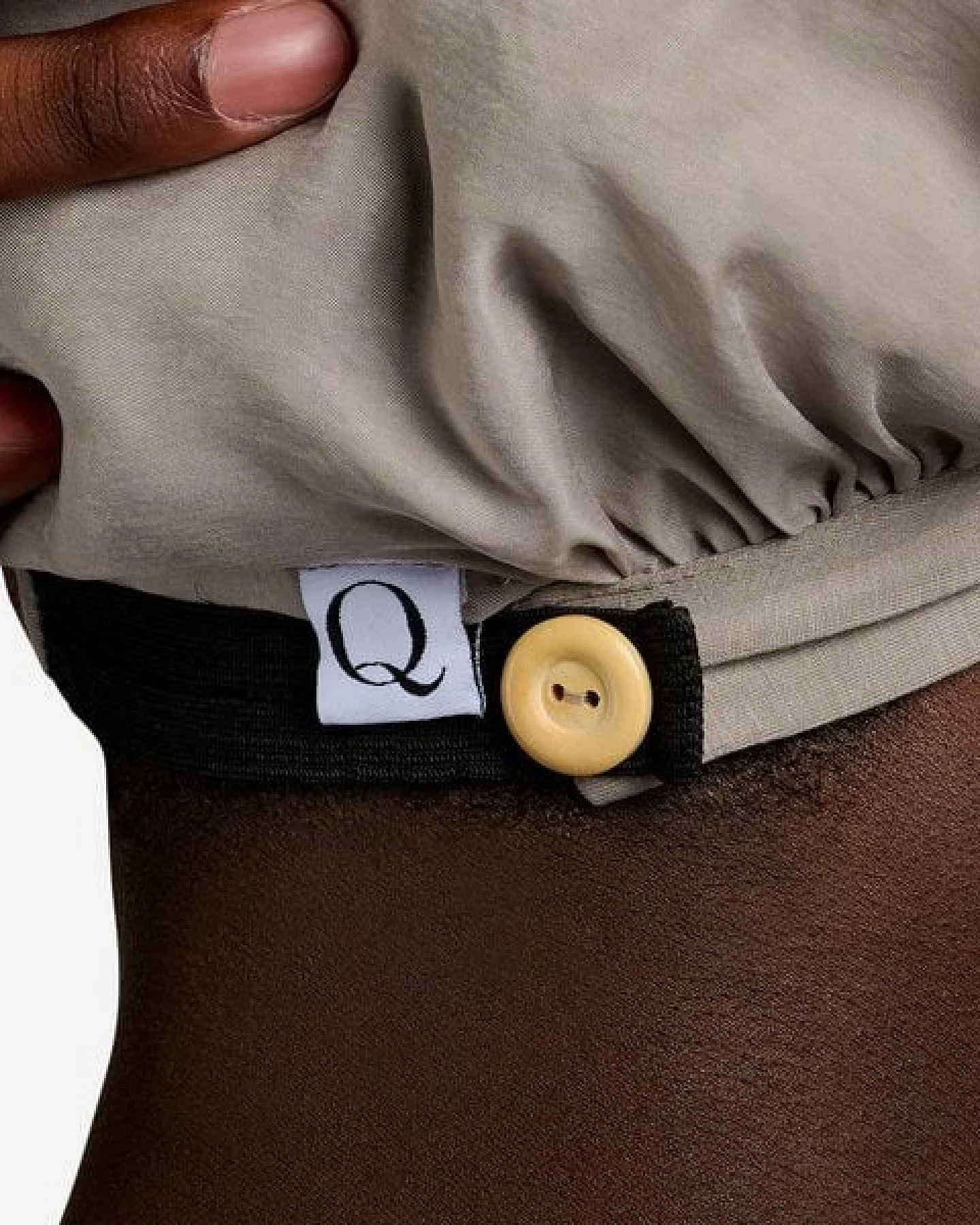 Qupro Spar-Set Schlafhaube & Kissenbezug vegane Seide – Ansicht 3