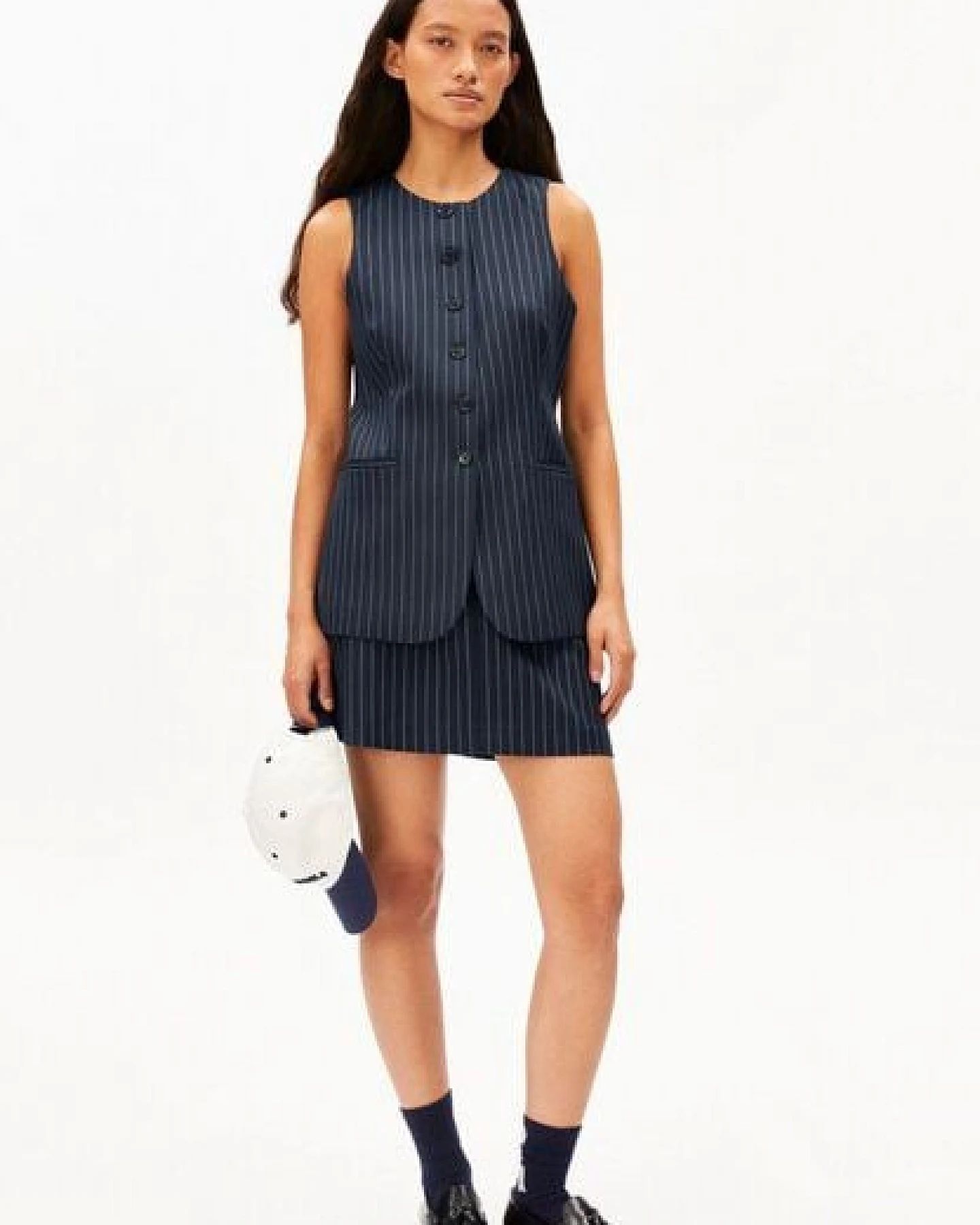 ARMEDANGELS LONG PINSTRIPE Damen Weste aus TENCEL Lyocell Mix – Ansicht 4