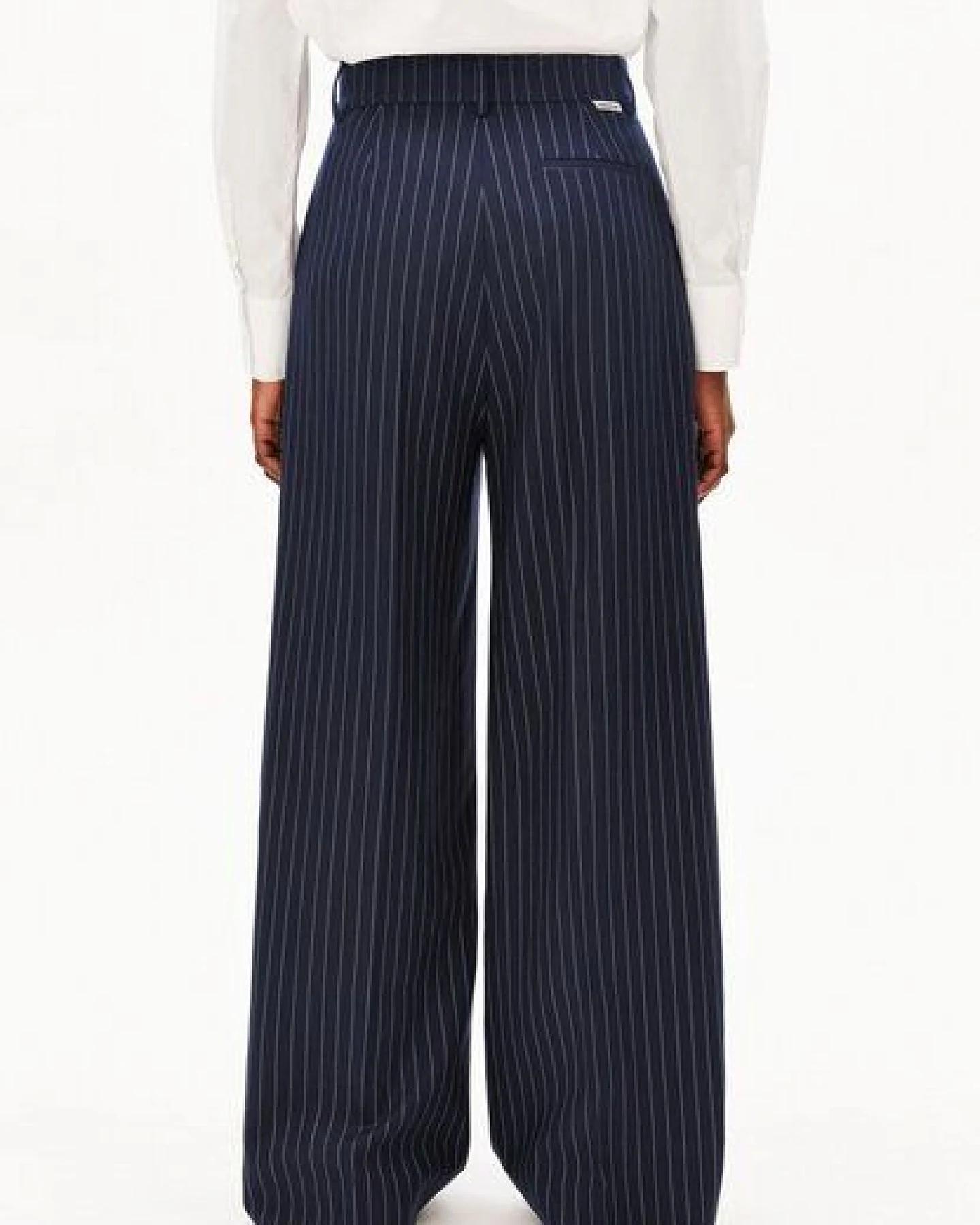 ARMEDANGELS PINSTRIPE KAAYUA Damen Webhose aus TENCEL Lyocell Mix – Ansicht 2