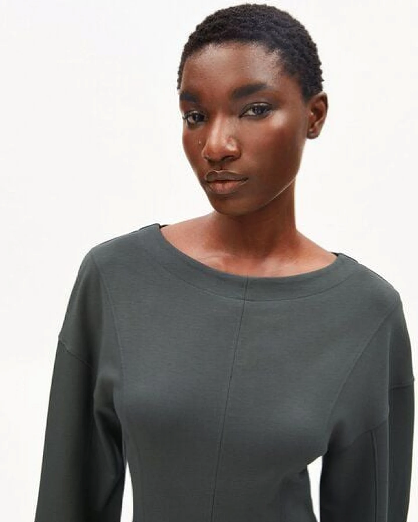 ARMEDANGELS BARREL MINI Damen Jerseykleid aus LENZING ECOVERO Viskose Mix – Ansicht 3