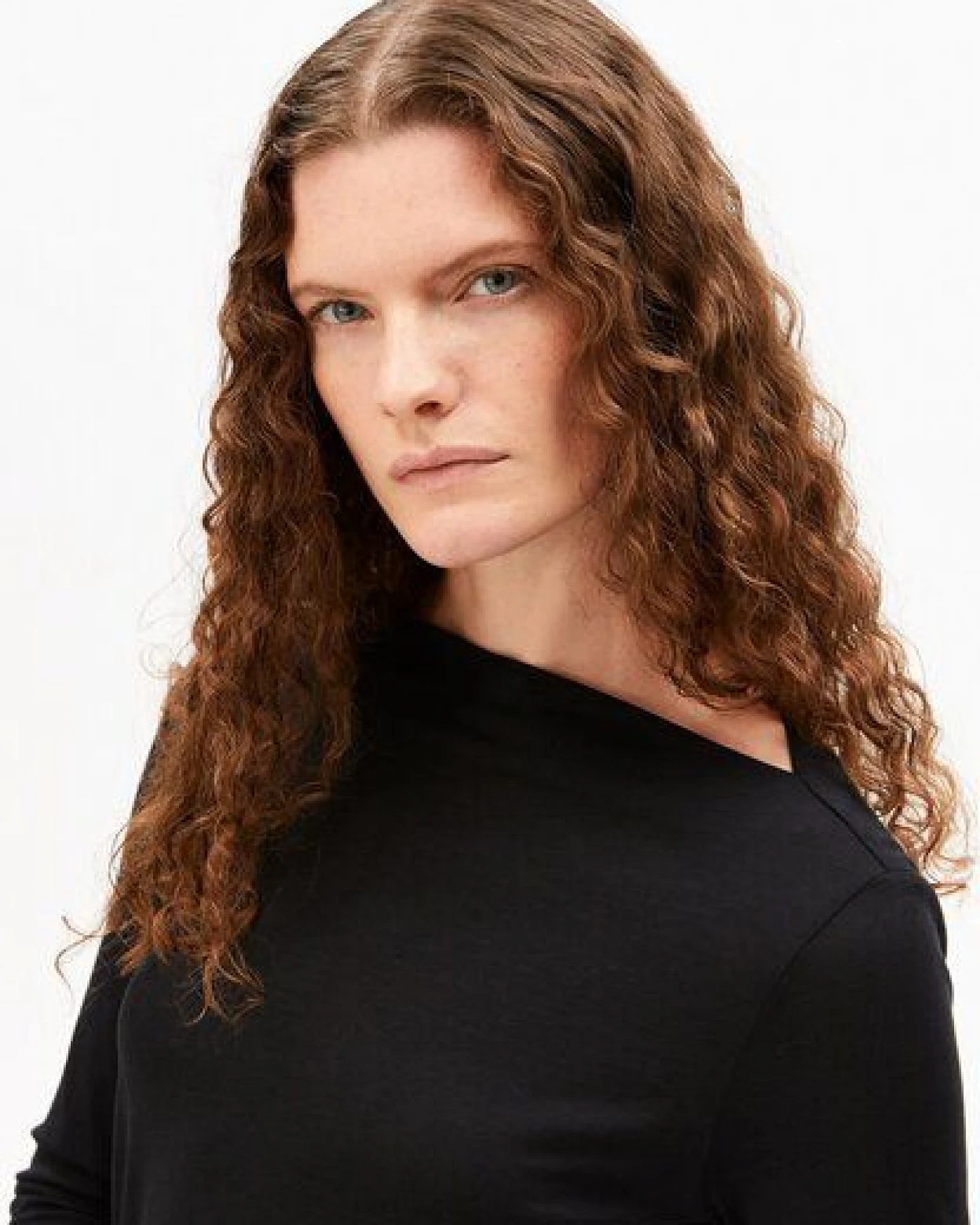 ARMEDANGELS BOAT NECK Damen Longsleeve aus TENCEL Lyocell Mix – Ansicht 3