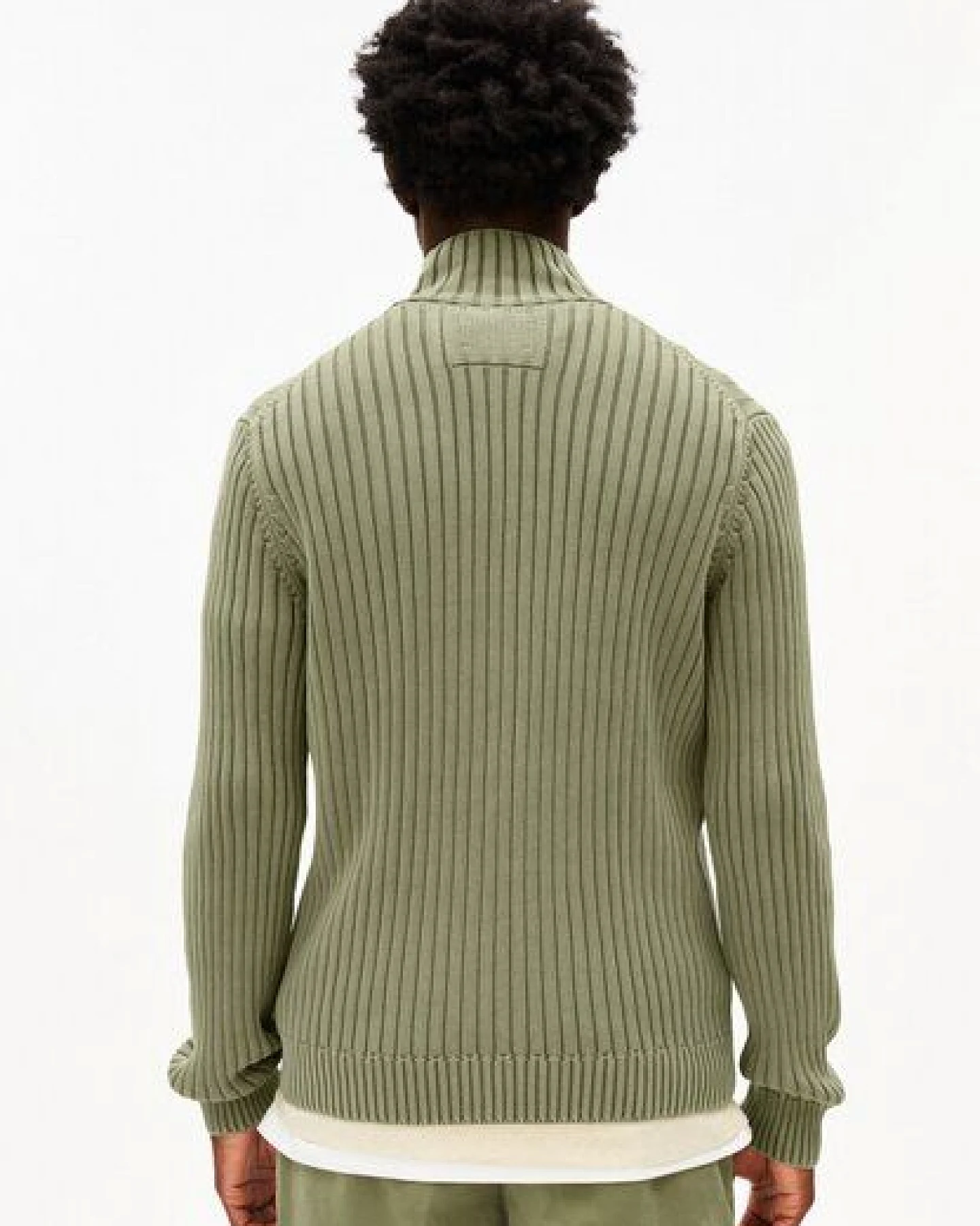 ARMEDANGELS PIGMENT DYE Herren Strickjacke aus Bio-Baumwolle – Ansicht 2
