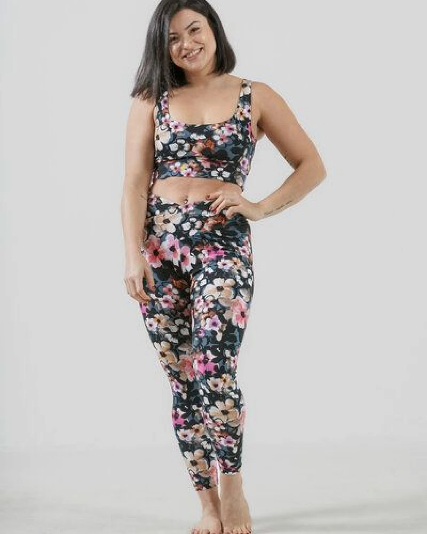 YogiLiebe Yoga Bra "Lotus Soul" Bio- Baumwolle handgefertigt in Deutschland – Ansicht 2