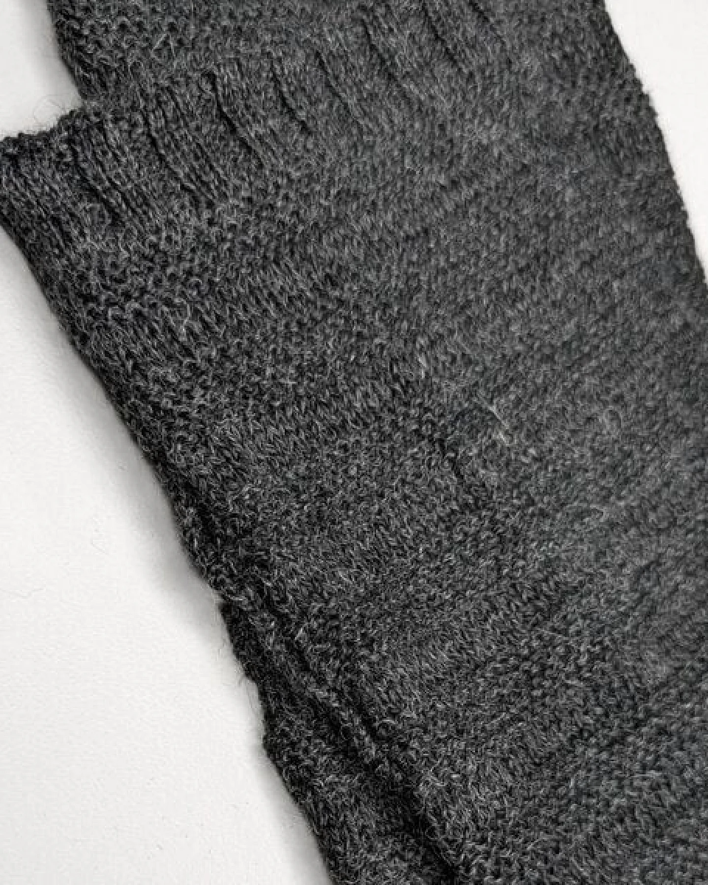 De Colores Pulswärmer mit Daumenloch Querrippe Alpaka – Ansicht 4