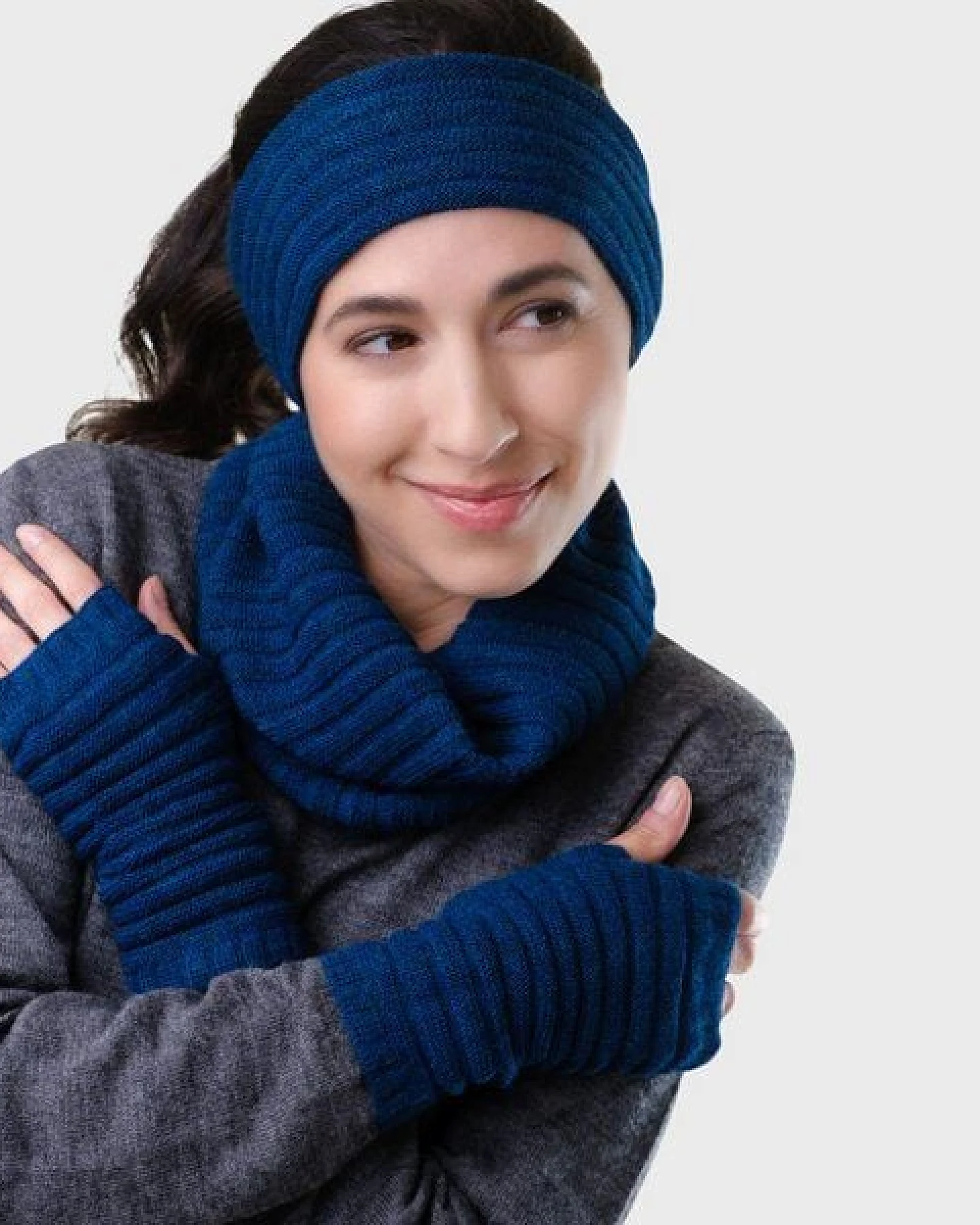De Colores Pulswärmer mit Daumenloch Querrippe Alpaka – Ansicht 3