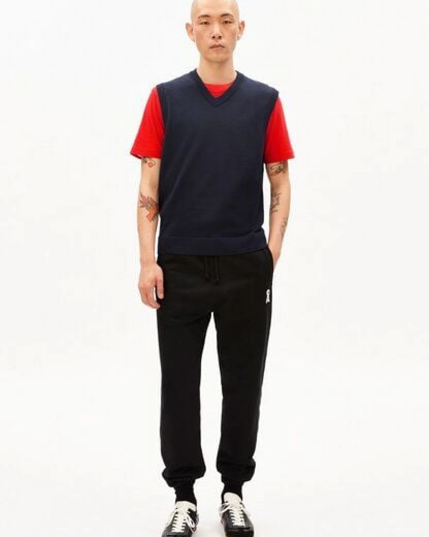 ARMEDANGELS SLEEVELESS KNIT Herren Pullunder aus Bio-Baumwolle – Ansicht 4