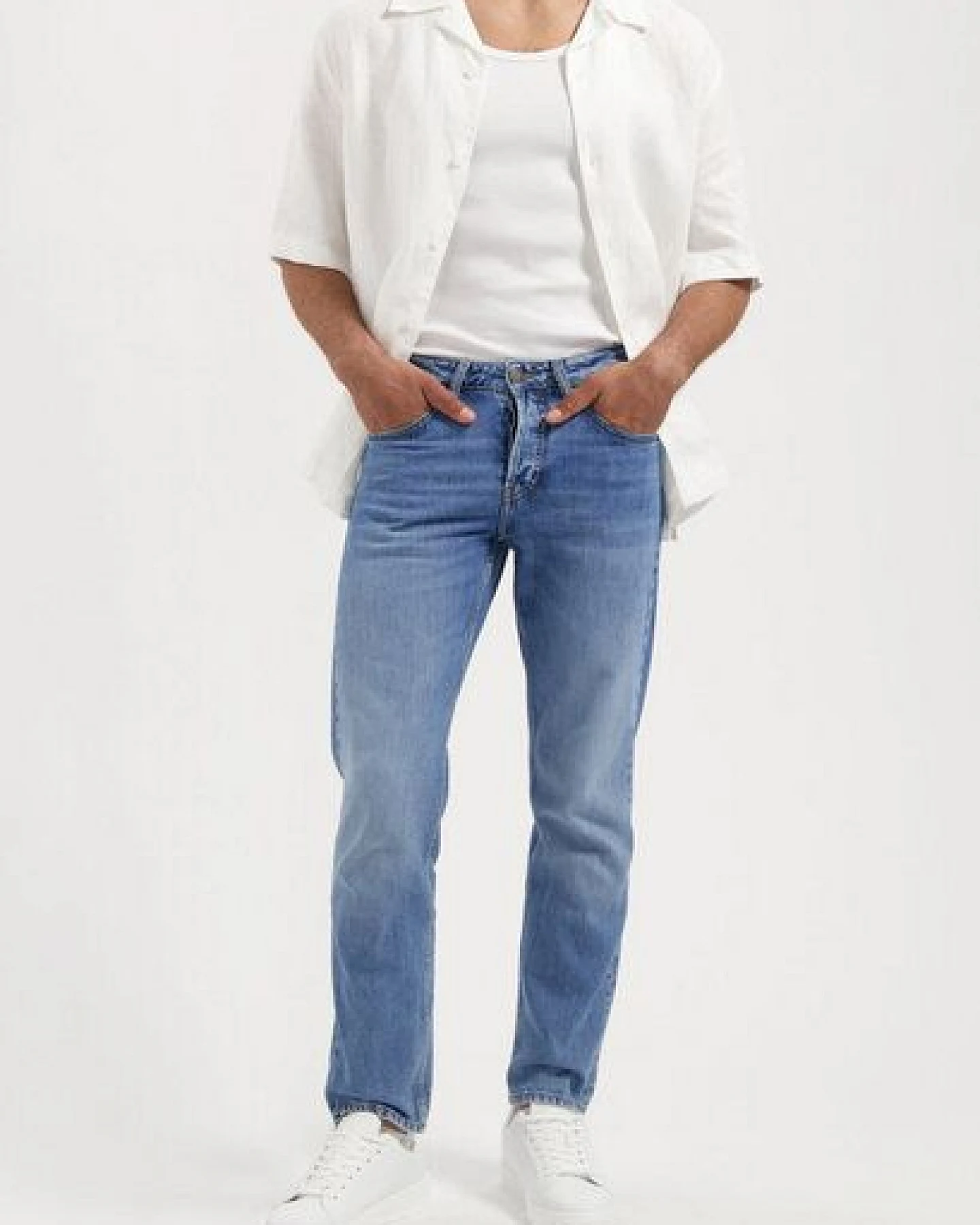 MUD Jeans HANK Mid Tapered Jeans aus einem Bio-Baumwolle / recycelter Baumwolle Mix (medium aged) – Ansicht 2