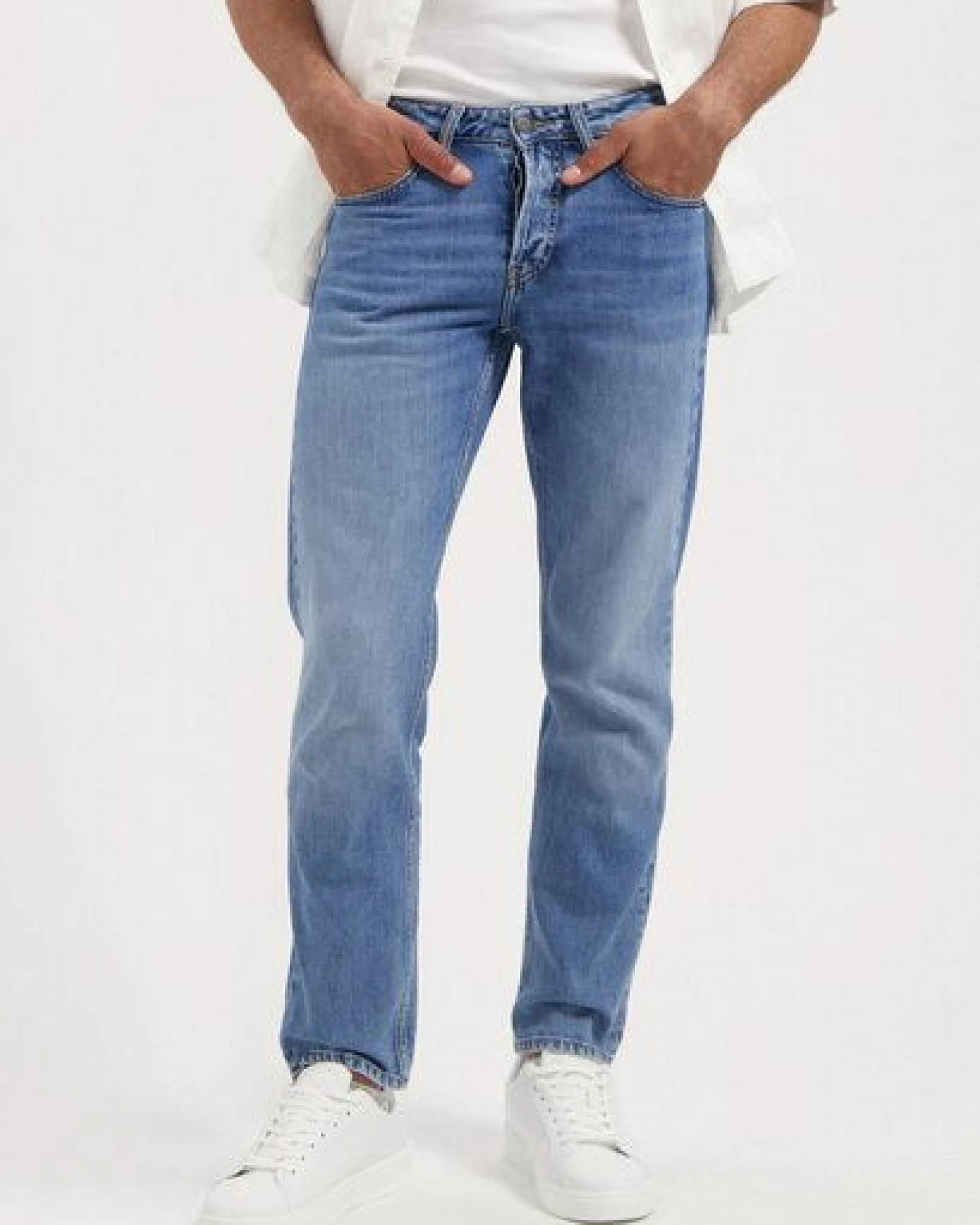 MUD Jeans HANK Mid Tapered Jeans aus einem Bio-Baumwolle / recycelter Baumwolle Mix (medium aged) – Ansicht 4