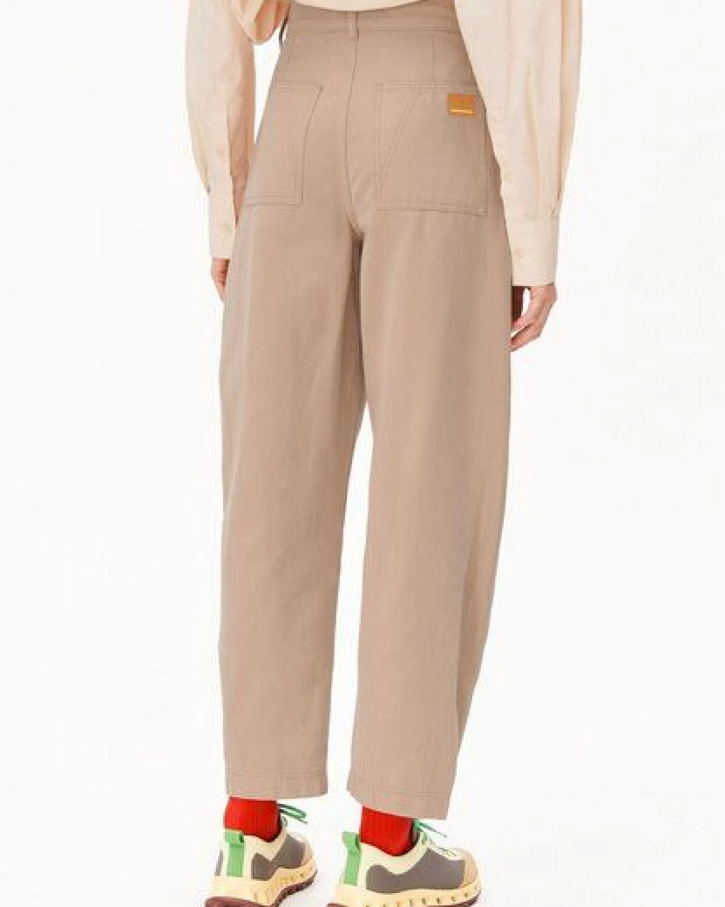 ARMEDANGELS WORKWEAR CANVAS BARREL Damen Stoffhose aus Bio-Baumwolle – Ansicht 2