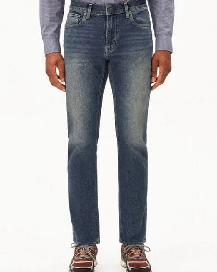 ARMEDANGELS IAAN Herren Jeans aus recycelter Baumwolle