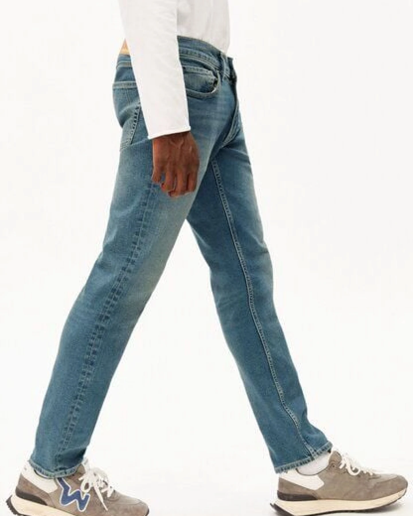 ARMEDANGELS IAAN Herren Jeans aus recycelter Baumwolle – Ansicht 4