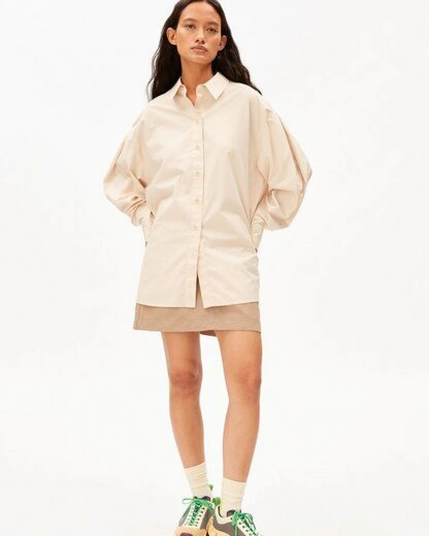 ARMEDANGELS BARREL SLEEVE POPLIN Damen Bluse aus Bio-Baumwolle – Ansicht 4