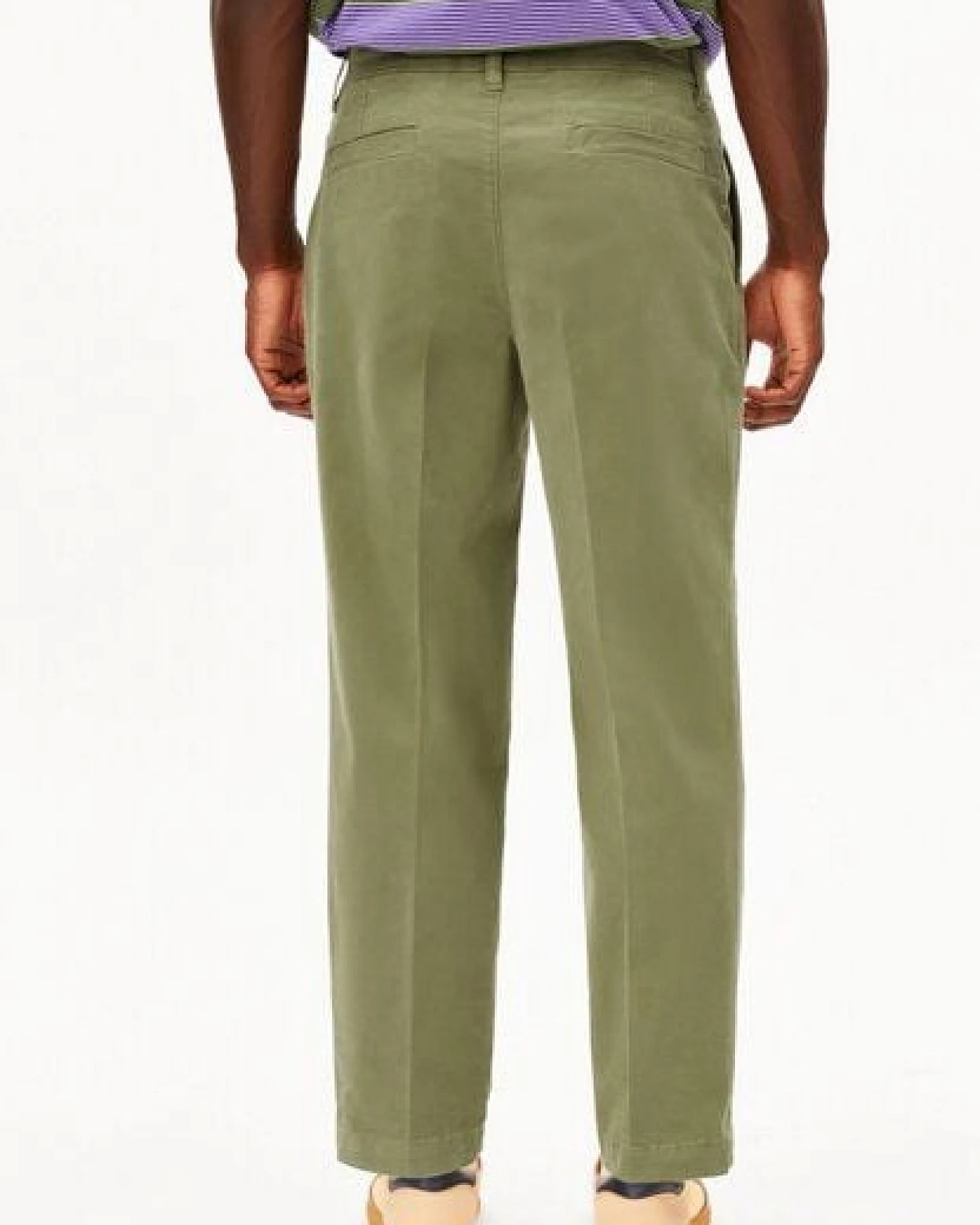 ARMEDANGELS TAAMIR PLEATED Herren Chinohose aus Bio-Baumwolle – Ansicht 2