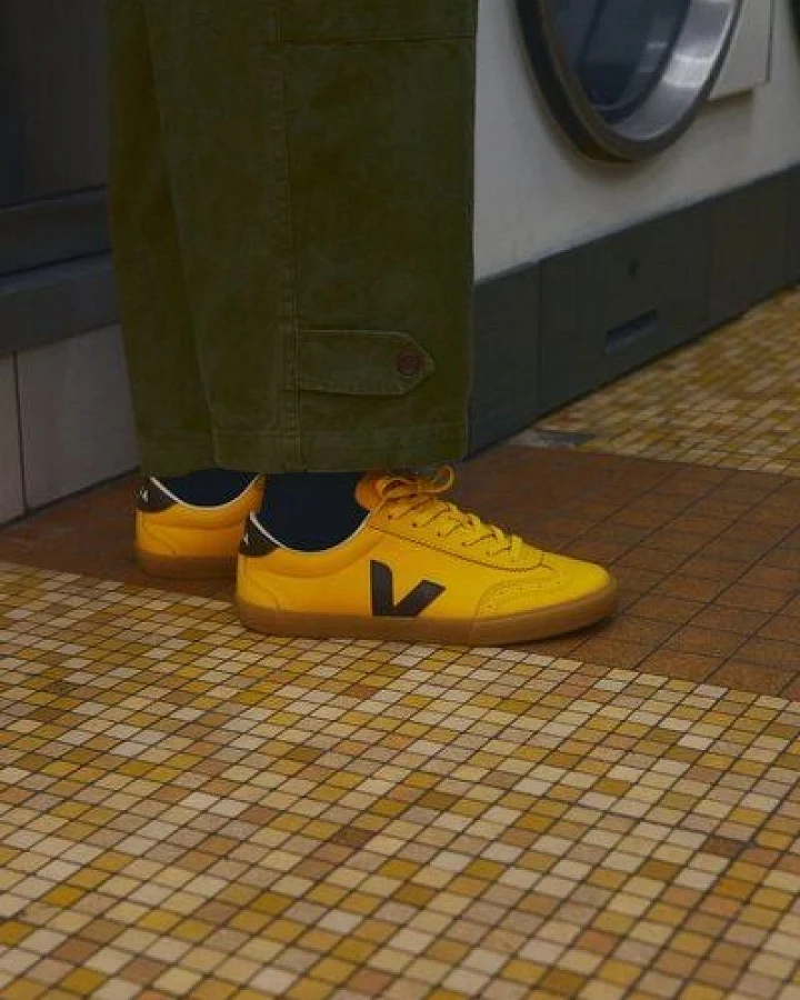 Veja Volley O.T. Leather - Sunshine Eagle Natural Herren
