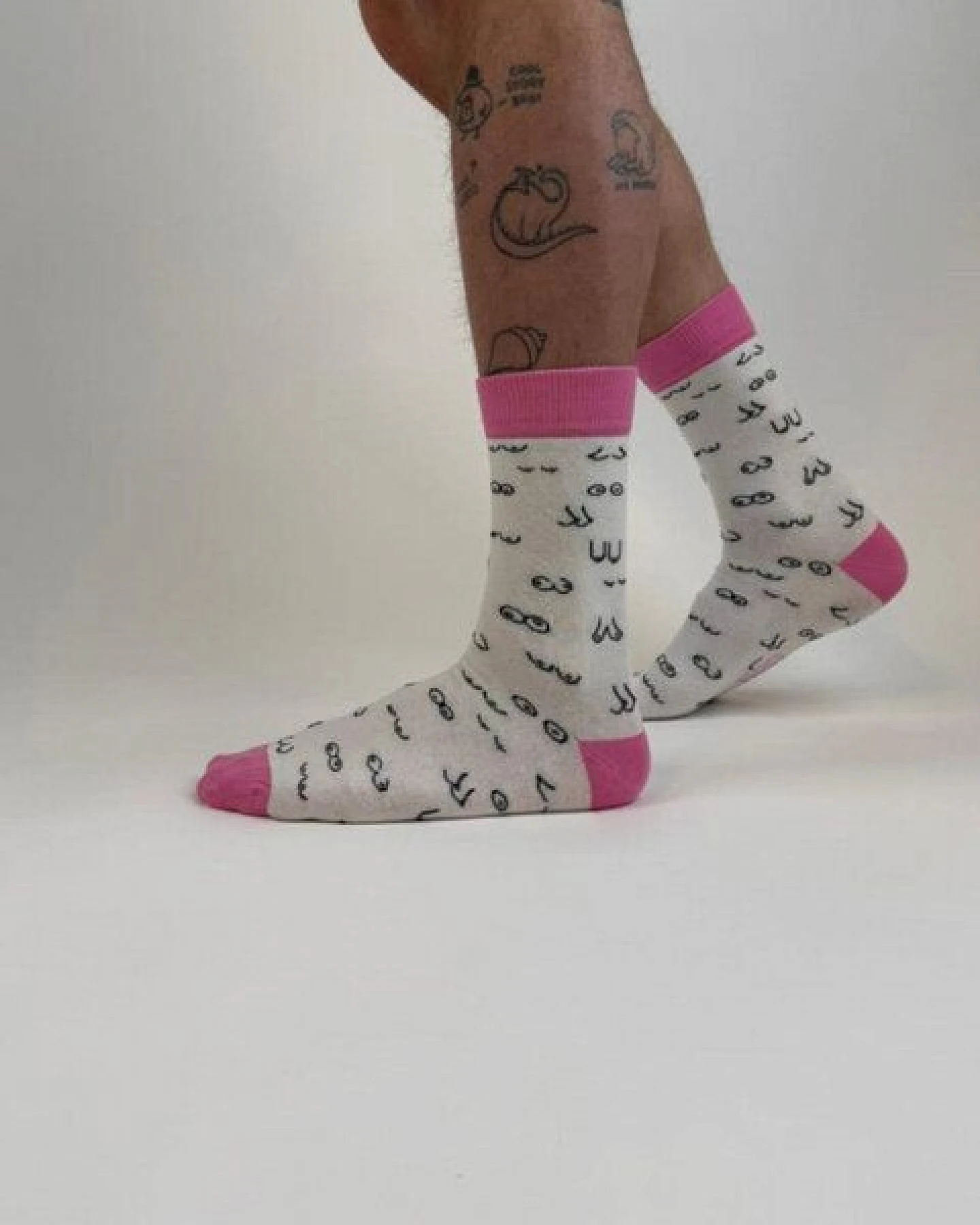 ettics STUDIO sock AOP boobs – Ansicht 2