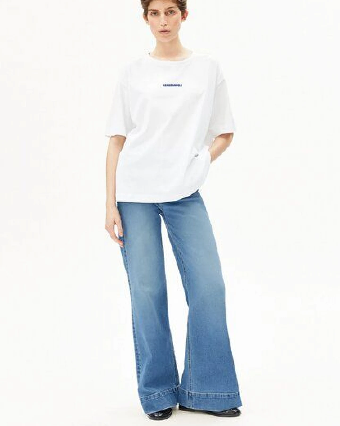 ARMEDANGELS GIANNAA CHAANGE Damen T-Shirt aus recyceltem Baumwoll Mix – Ansicht 4