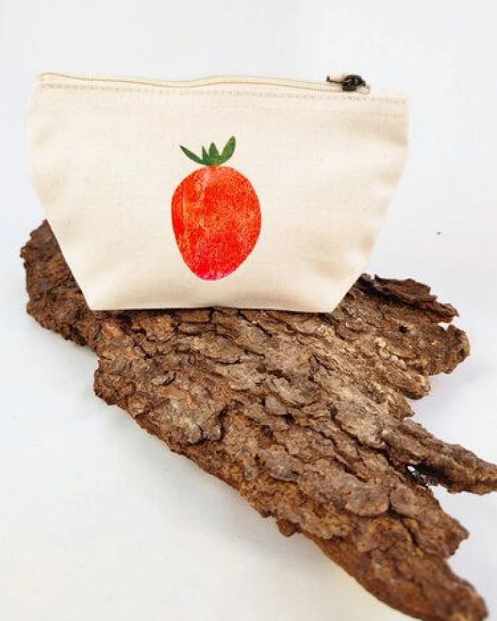 Meladi Accessoire-Tasche aus Biobaumwolle - Größe S Erdbeere