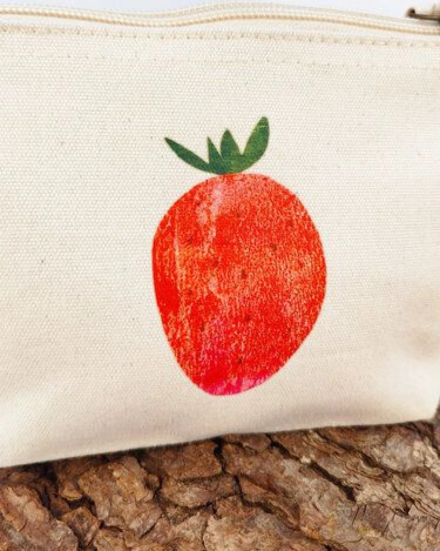 MELAdi Accessoire-Tasche aus Biobaumwolle - Größe S Erdbeere – Ansicht 4