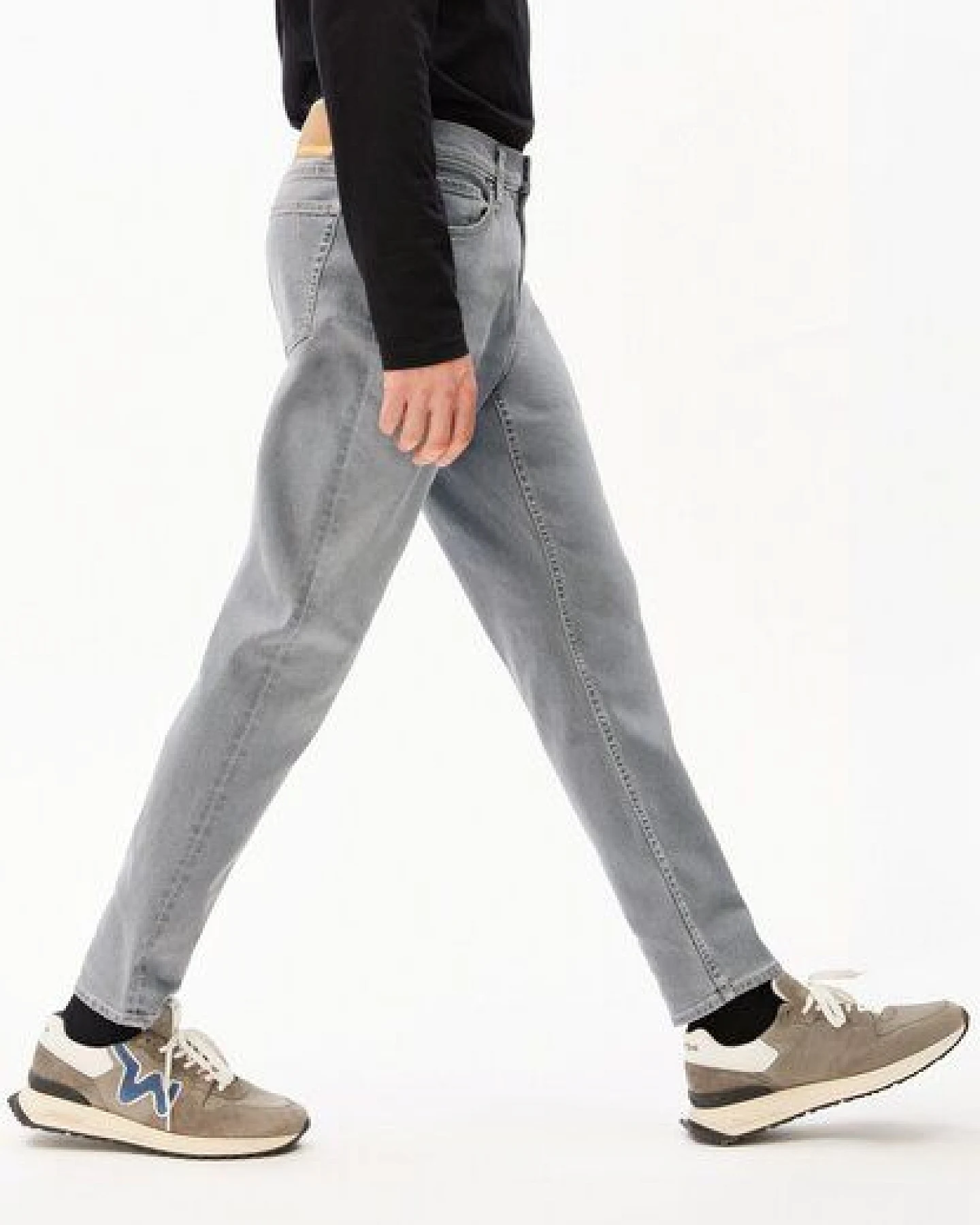 ARMEDANGELS AARJO TARPA Herren Tapered Jeans recycelter Baumwoll Mix Comfort Stretch – Ansicht 4