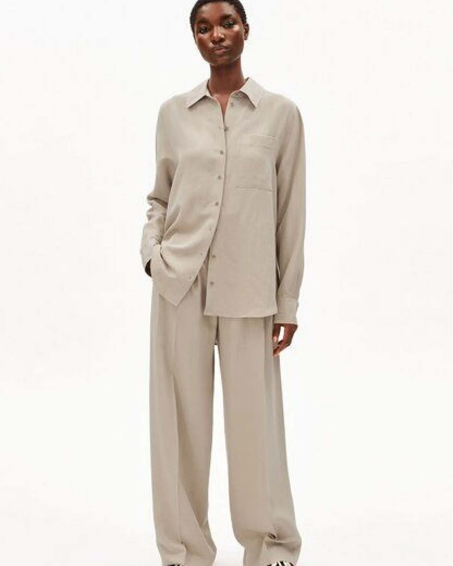 ARMEDANGELS LINEN BLEND Damen Bluse aus Leinen-Mix – Ansicht 4
