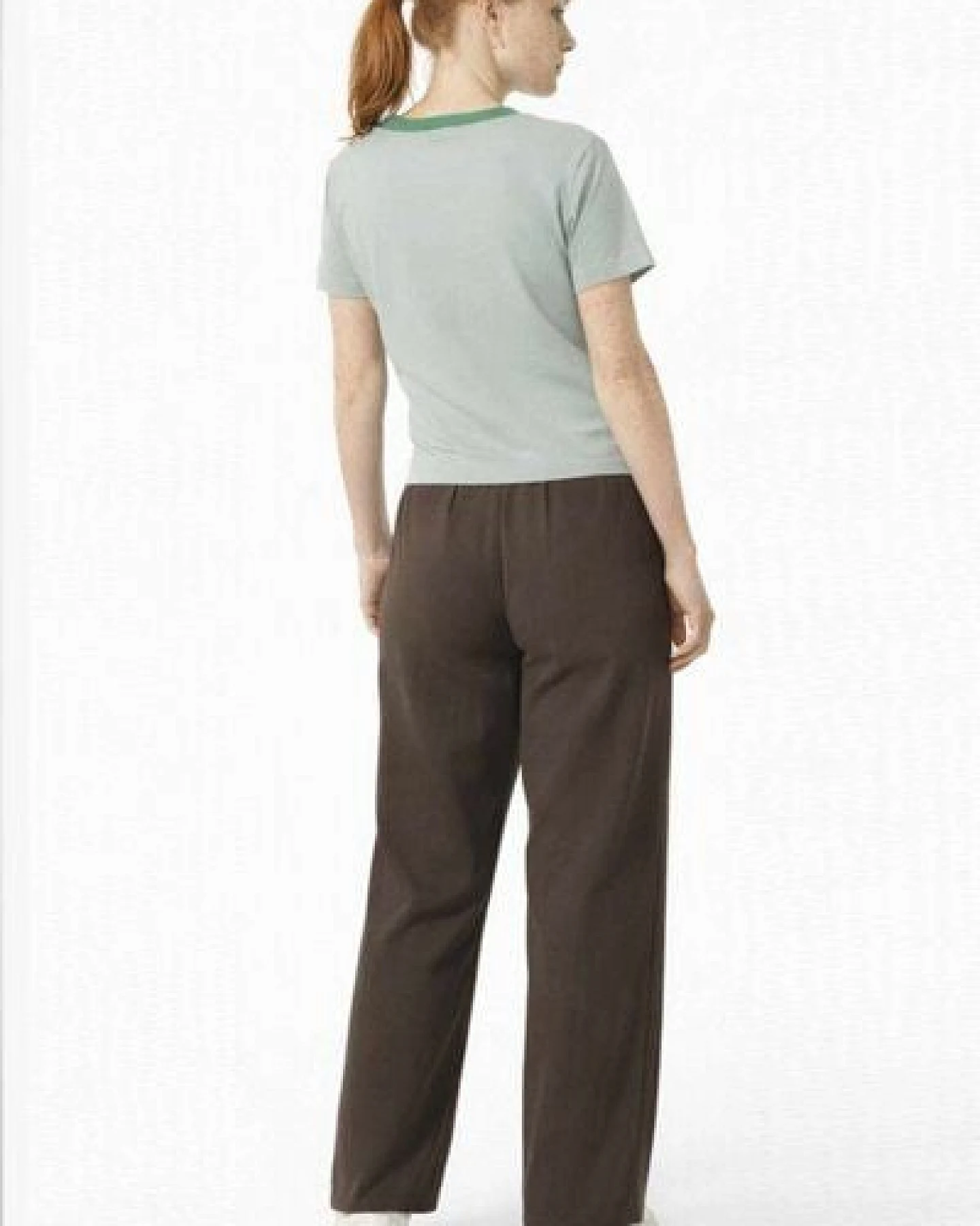 ein garten Studios Basic Shirt – Boxy Girlie Tee aus Bio-Baumwolle – Ansicht 4