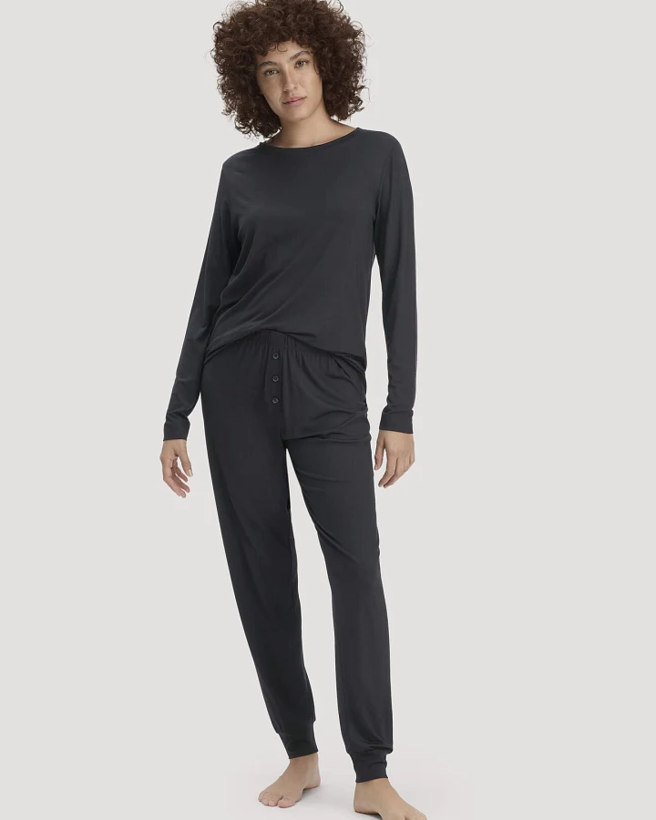 hessnatur Damen Pyjama PURE FLOW aus TENCEL™ Modal - schwarz - Größe 34