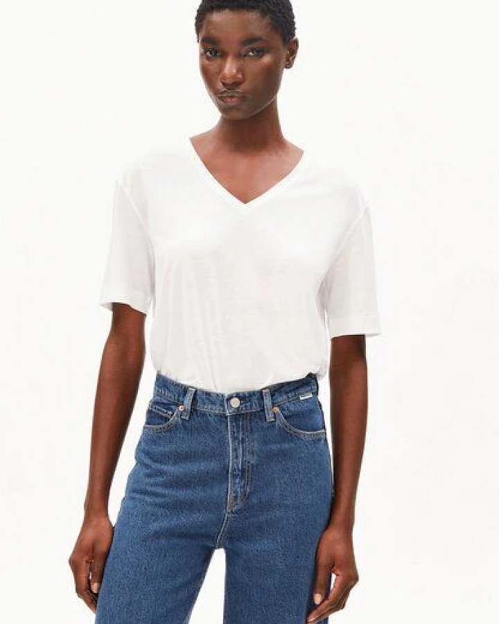 ARMEDANGELS V-NECK Damen T-Shirt aus TENCEL Lyocell Mix