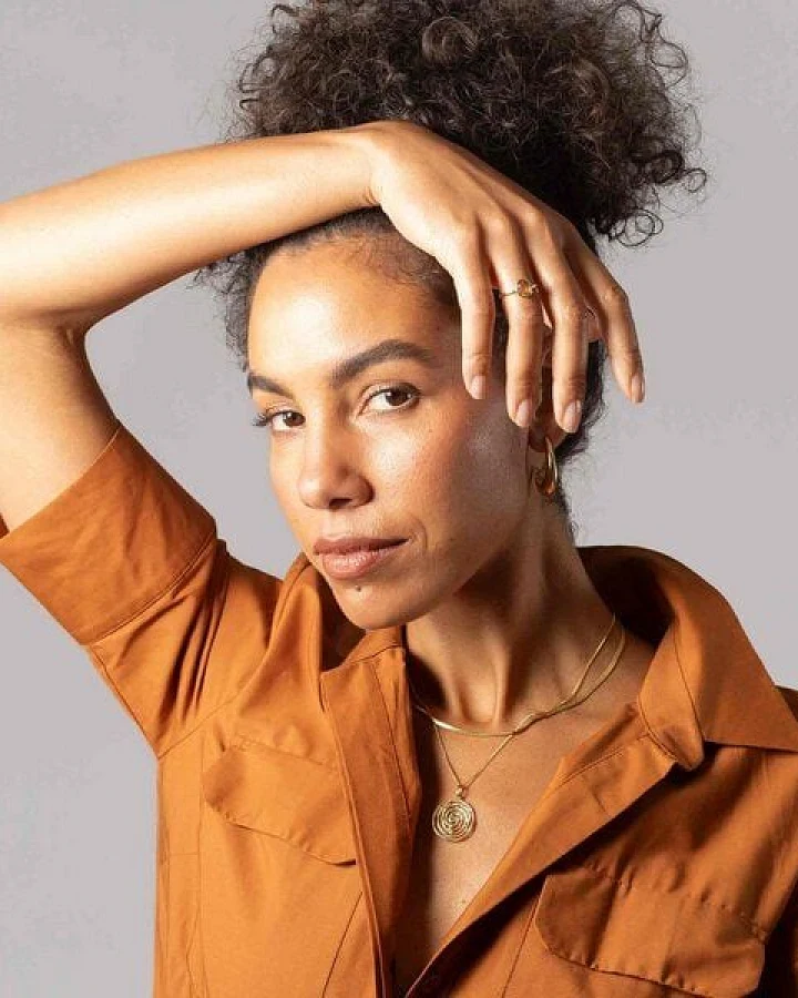 fejn jewelry Kette 'worlds origins' mit gehämmerten Anhänger