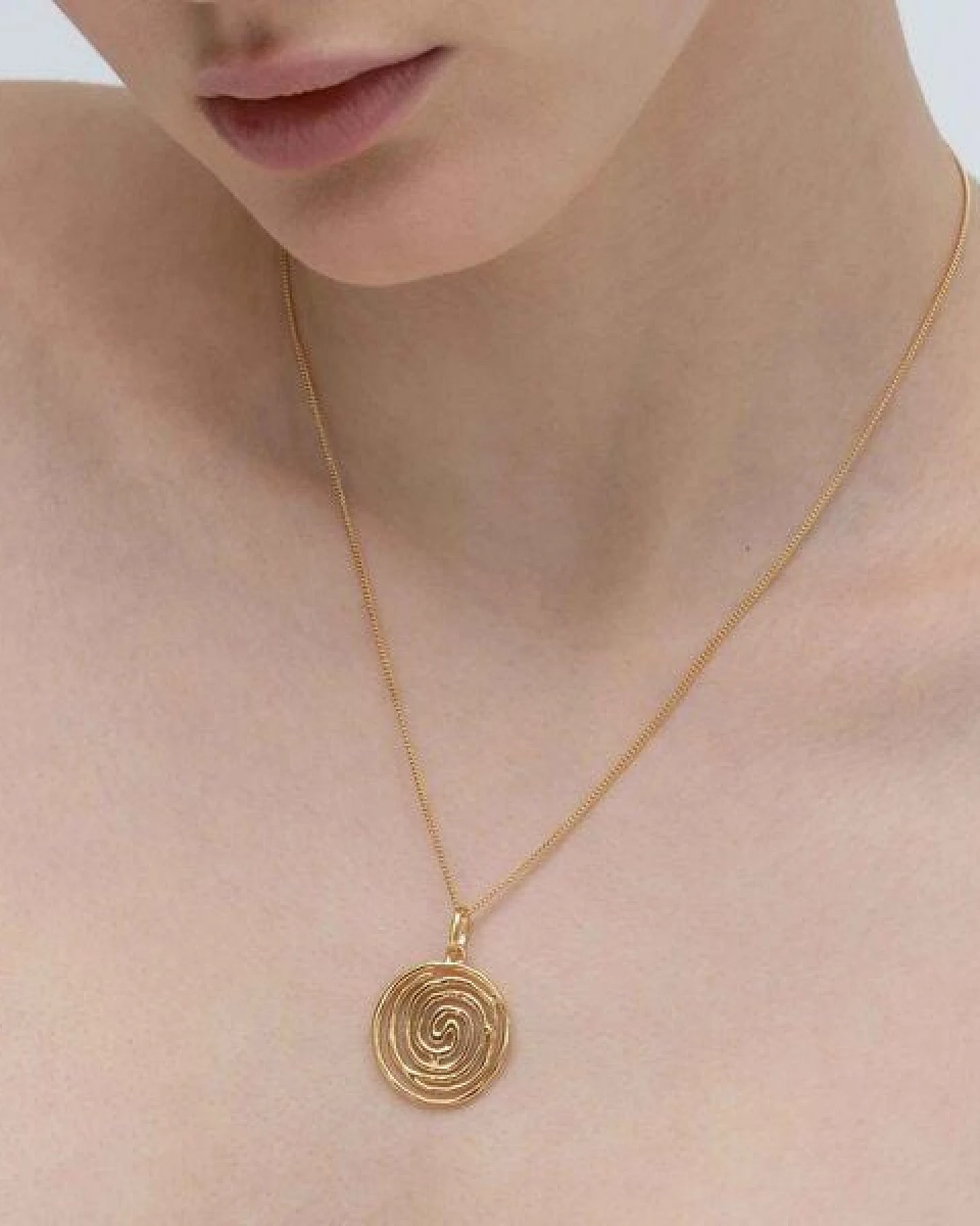 fejn jewelry Kette 'worlds origins' mit gehämmerten Anhänger – Ansicht 4