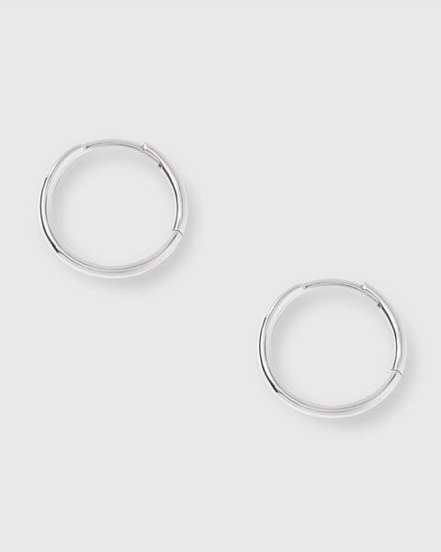 fejn jewelry Ohrringe 'simple huggie' schlichte Creole – Ansicht 3