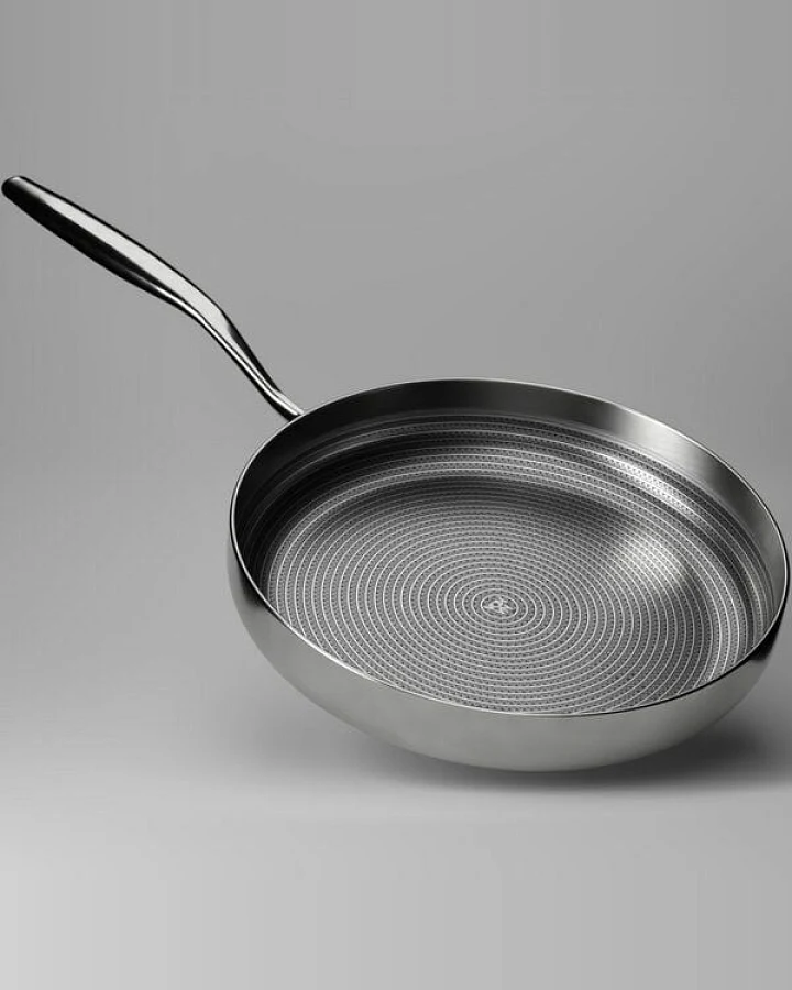 NAKOA Pfanne mit kratzfester Antihaftbeschichtung 28 cm I Non-Toxic PFOA-frei I Bratpfanne mit Kaltgriff I geeignet für Induktion & alle Herdarten & Backofen I Spülmaschinenfest