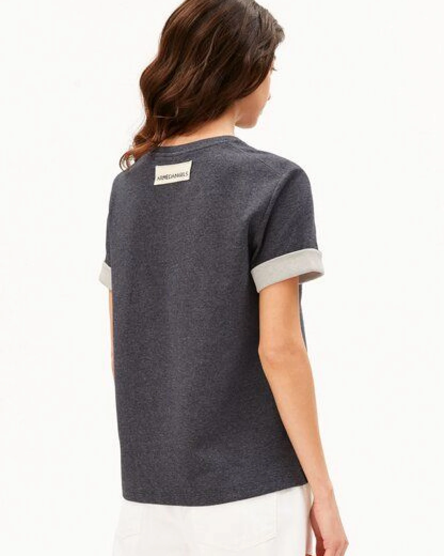 ARMEDANGELS UN-WASTED Damen T-Shirt aus recyceltem Baumwoll Mix – Ansicht 2
