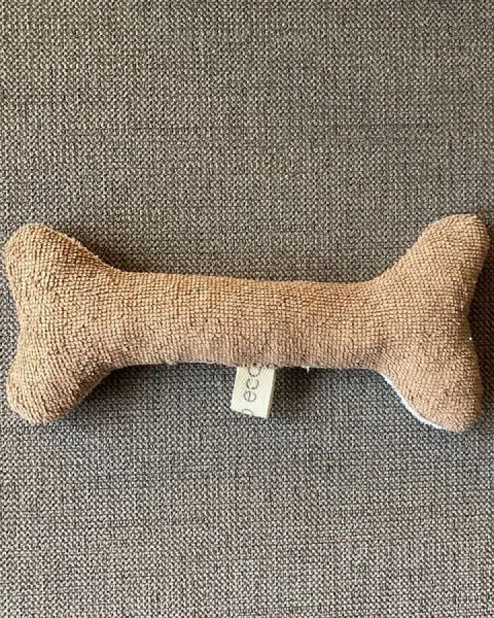 mio eco Hochwertiges Upcycling Hundespielzeug aus Hotel-Bademänteln zero waste schokobraun