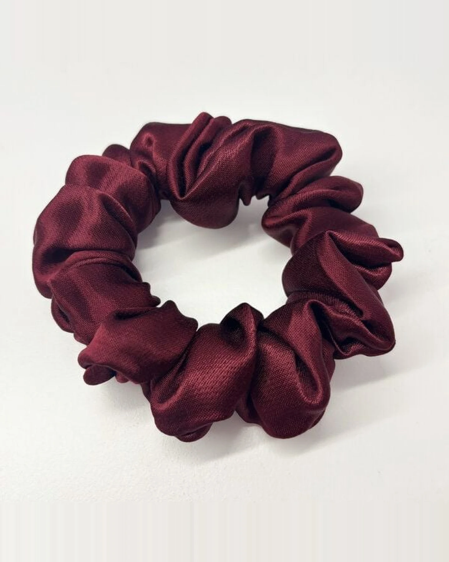 NOE Scrunchie aus Viskose-Satin – Ansicht 4
