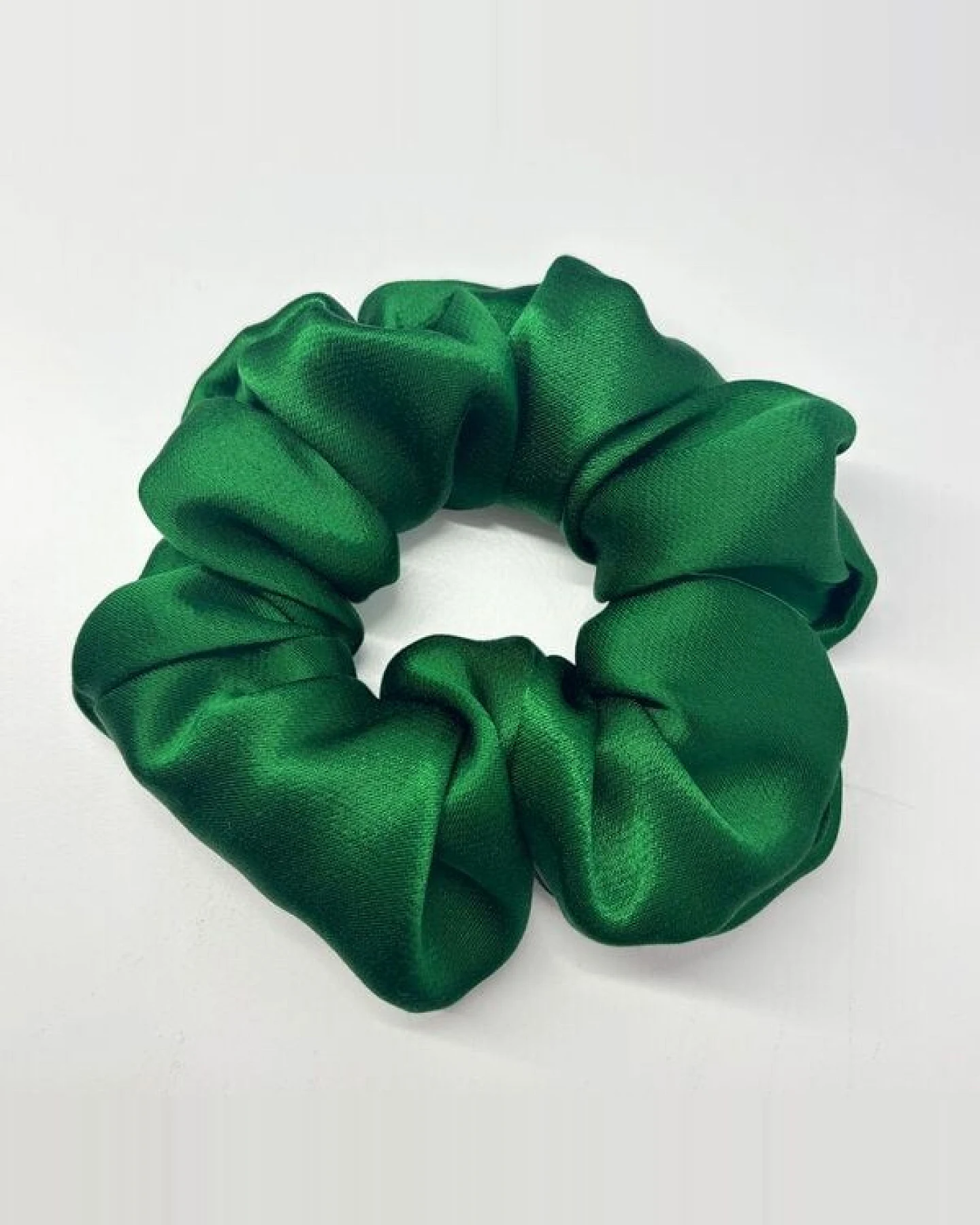 NOE Scrunchie aus Viskose-Satin – Ansicht 4