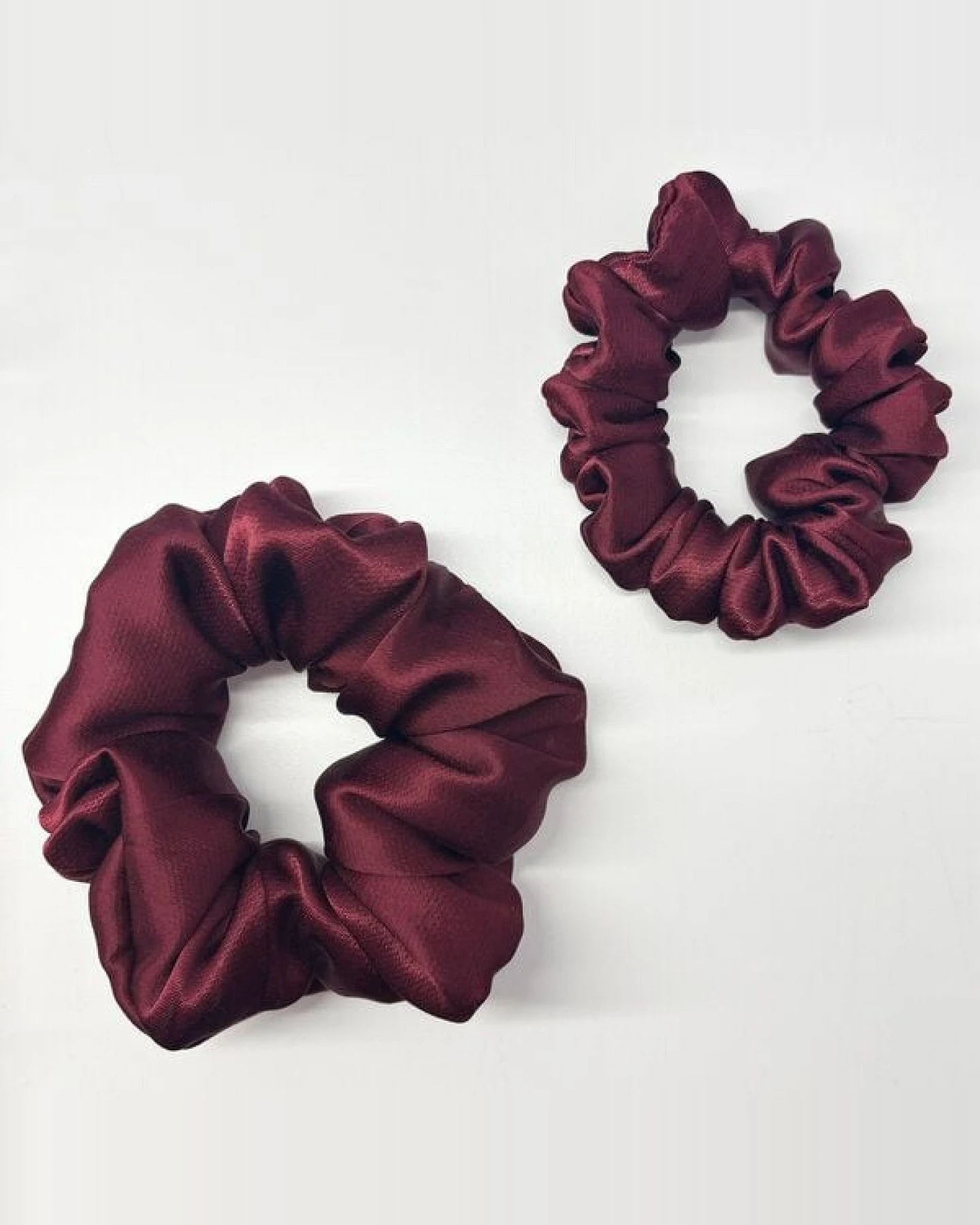 NOE Scrunchie aus Viskose-Satin – Ansicht 3