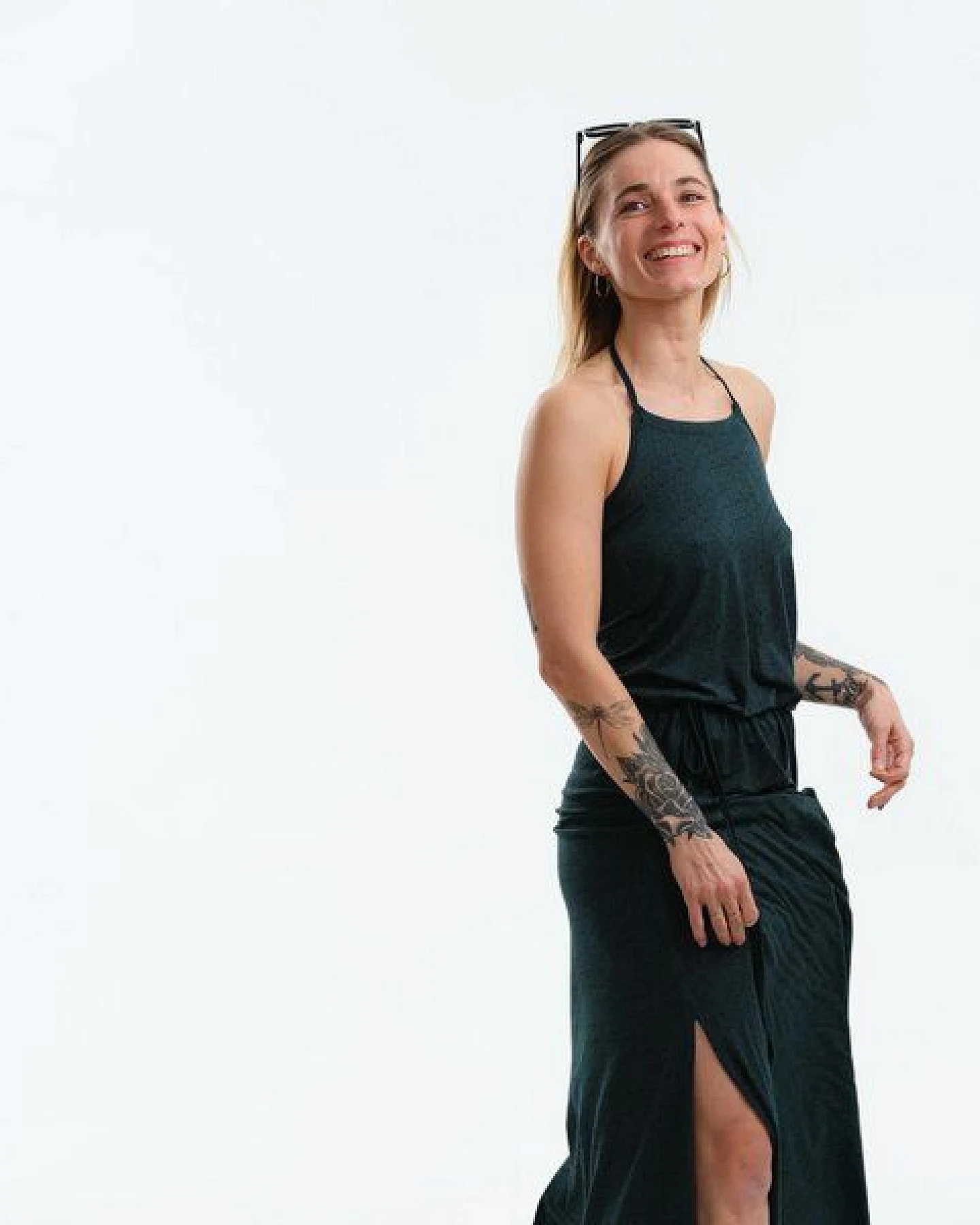 GARY MASH Neckholder Kleid Sebeka aus softem LENZING ECOVERO Mix – Ansicht 3