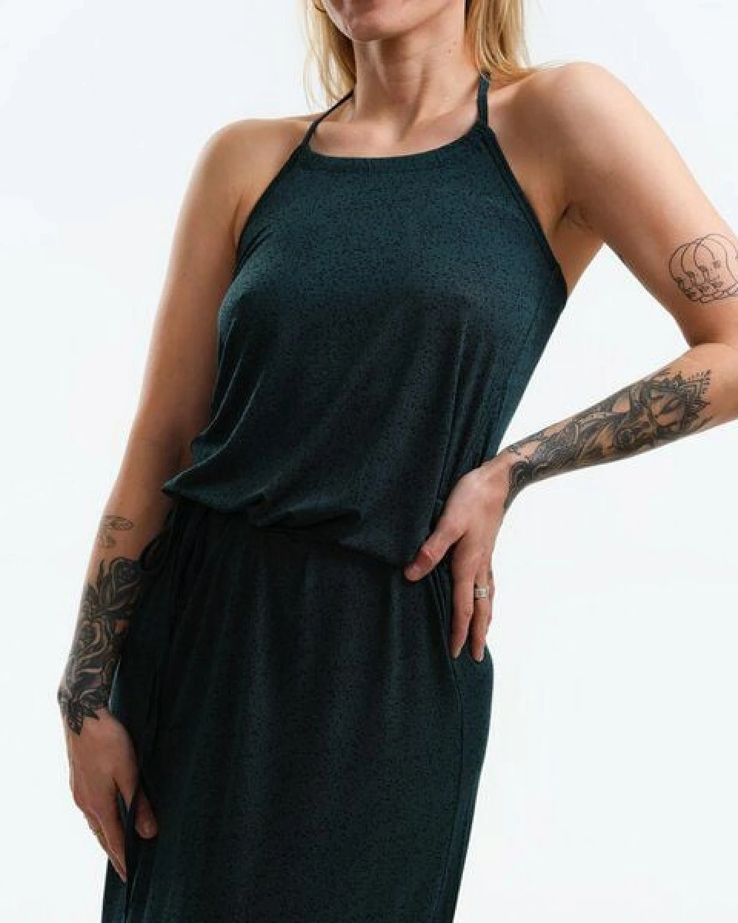 GARY MASH Neckholder Kleid Sebeka aus softem LENZING ECOVERO Mix – Ansicht 4