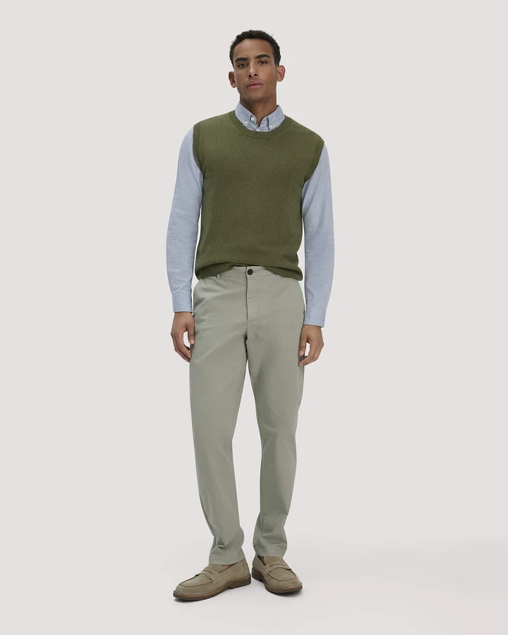 hessnatur Herren Chino LENN Regular aus Bio-Baumwolle - grün - Größe 32/30