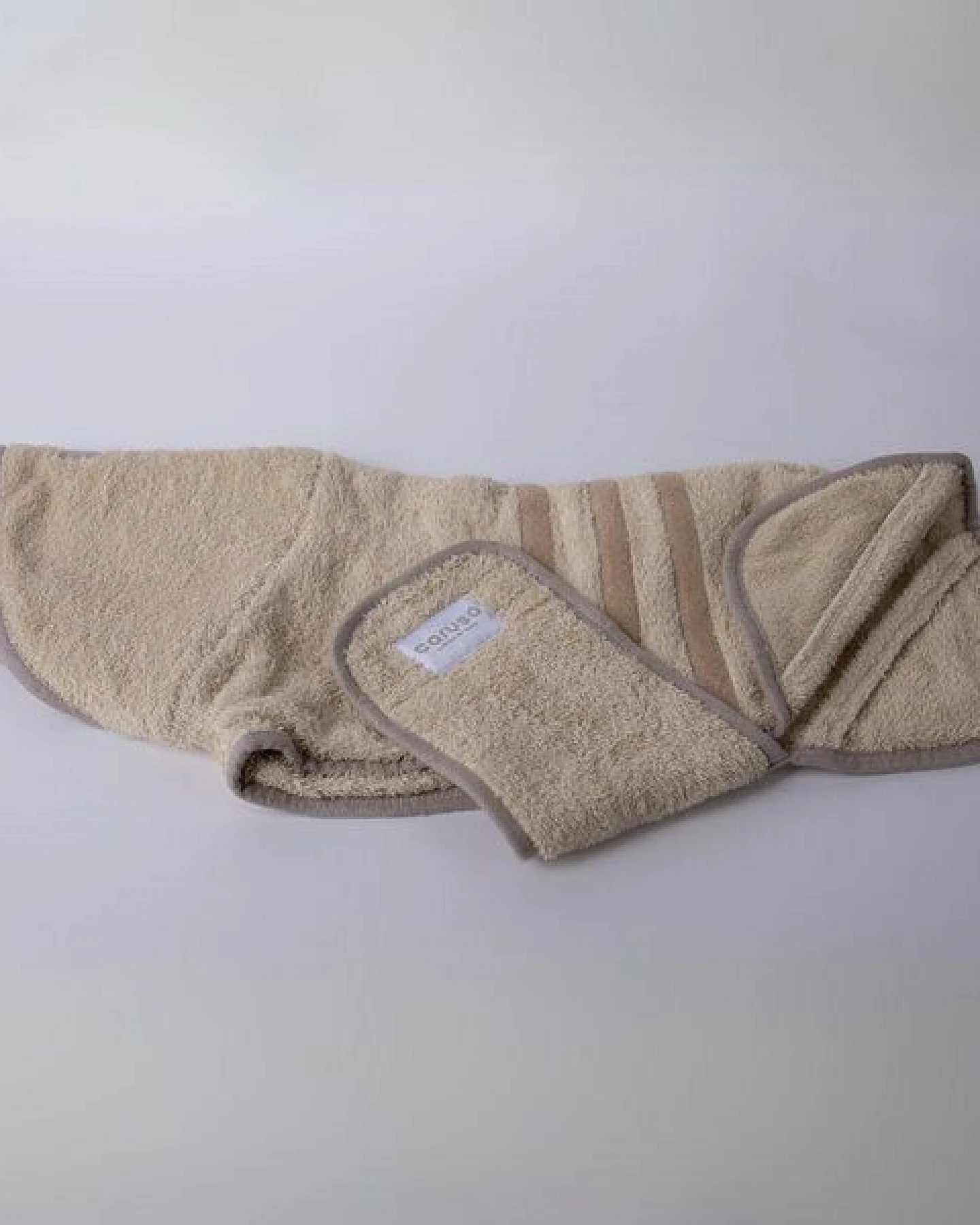 Caruso Conscious Pet Supply Hundebademantel - Beige - doppellagig und saugstark - Bio-Baumwoll-Mix – Ansicht 4