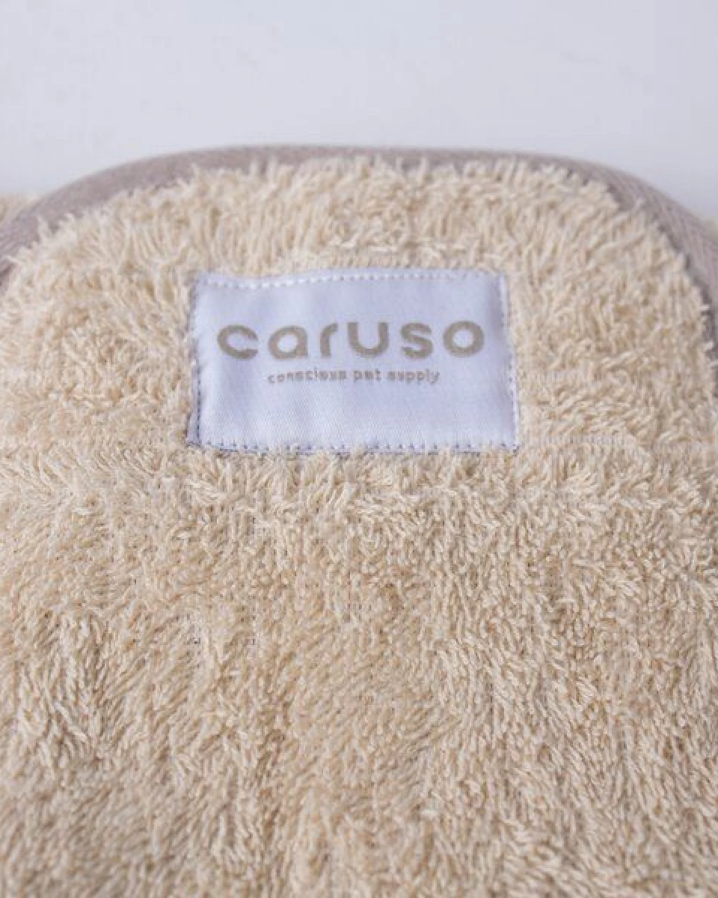 Caruso Conscious Pet Supply Hundebademantel - Beige - doppellagig und saugstark - Bio-Baumwoll-Mix – Ansicht 3