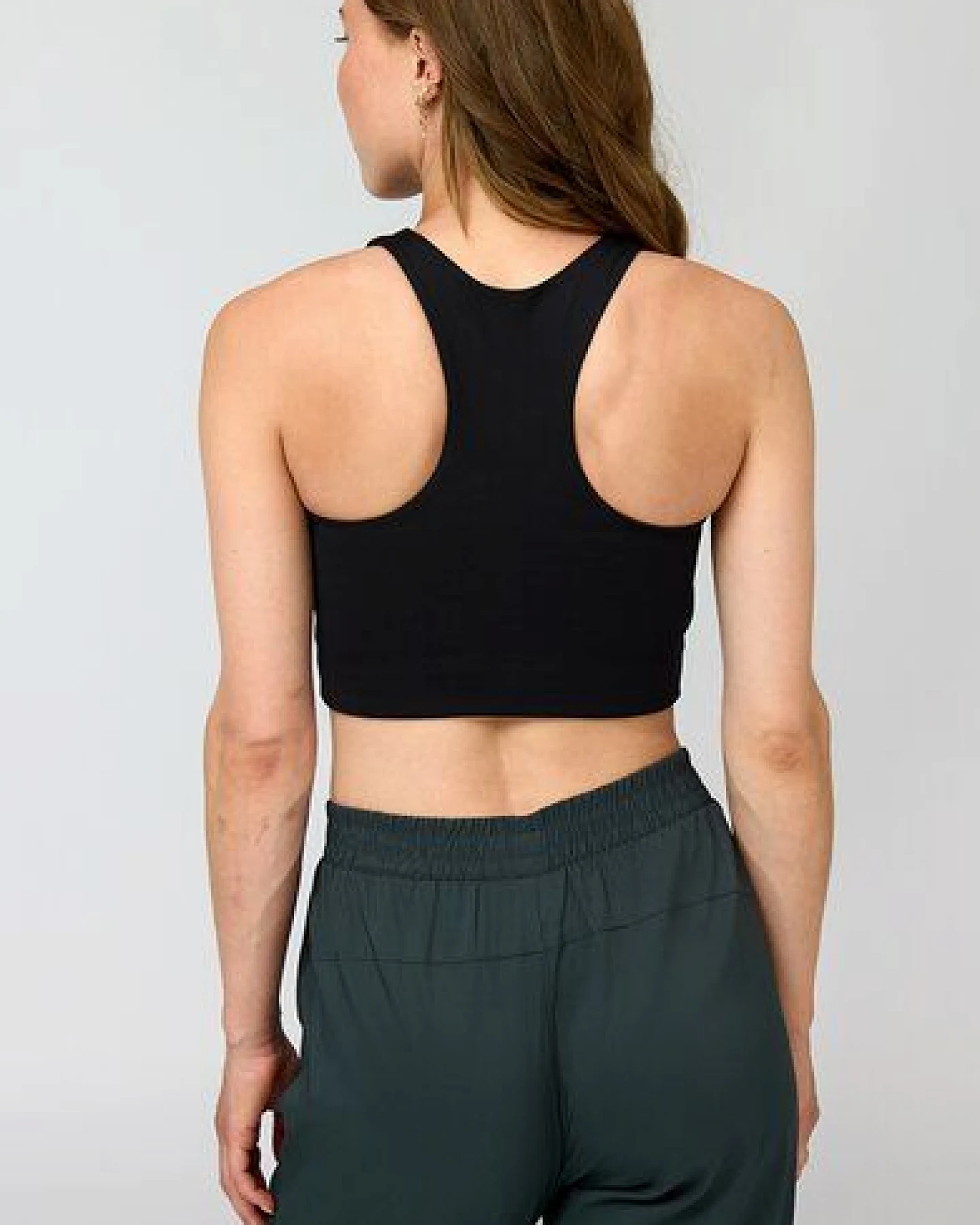 Girlfriend Collective Damen Yoga-BH-Top „Dylan" aus recycelten Plastikflaschen – Ansicht 2