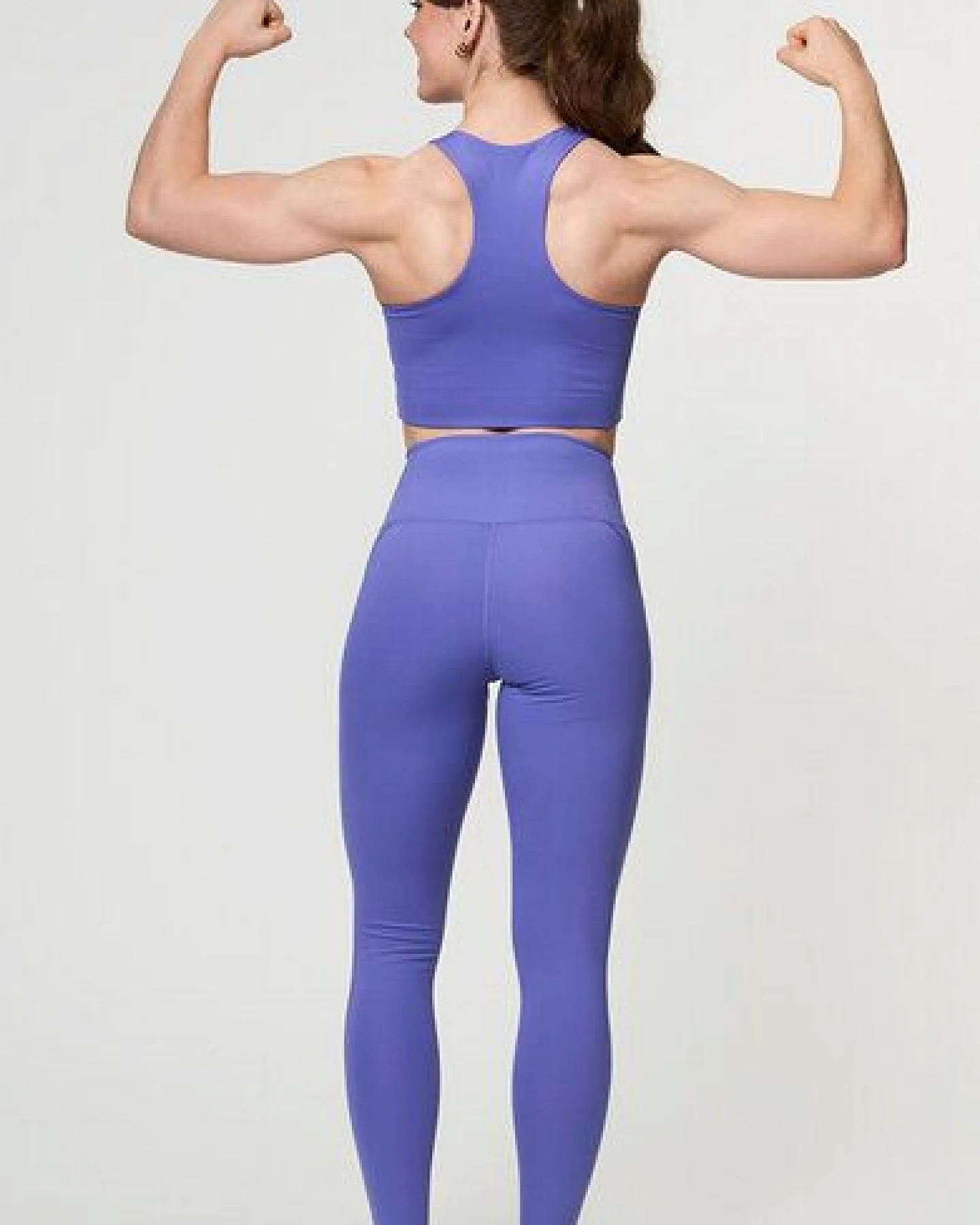 Girlfriend Collective Damen Yoga-BH-Top „Paloma" aus recycelten Plastikflaschen – Ansicht 3