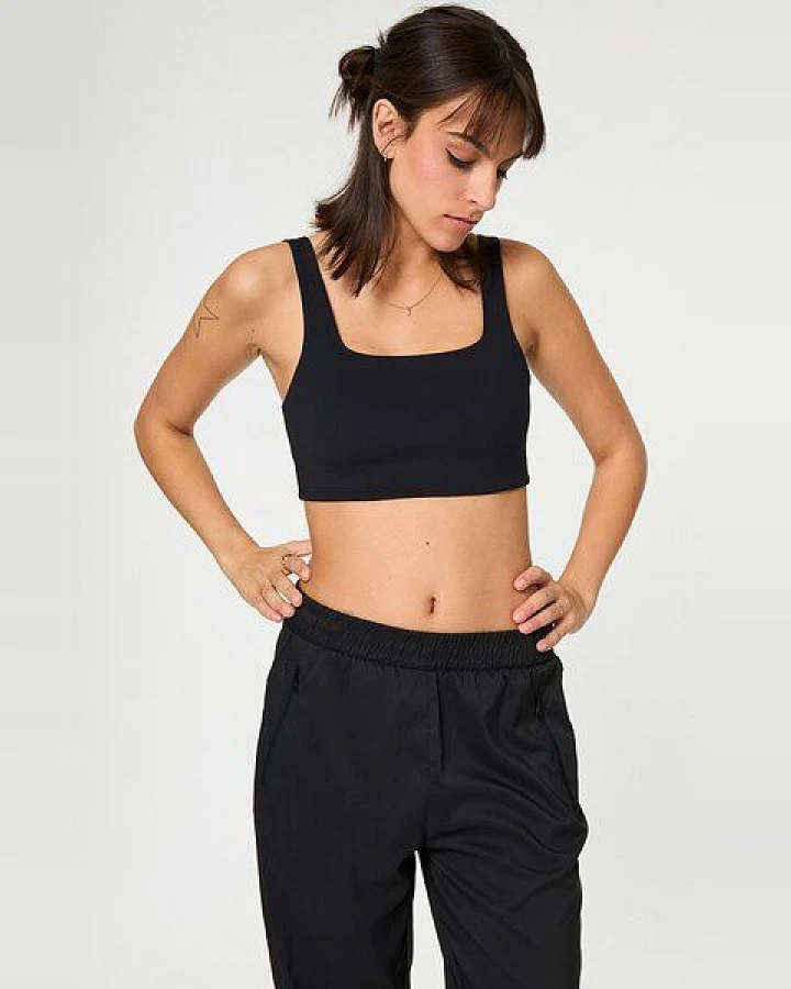 Girlfriend Collective Damen Sport-BH Schwarz „Tommy" aus recyceltem Plastik